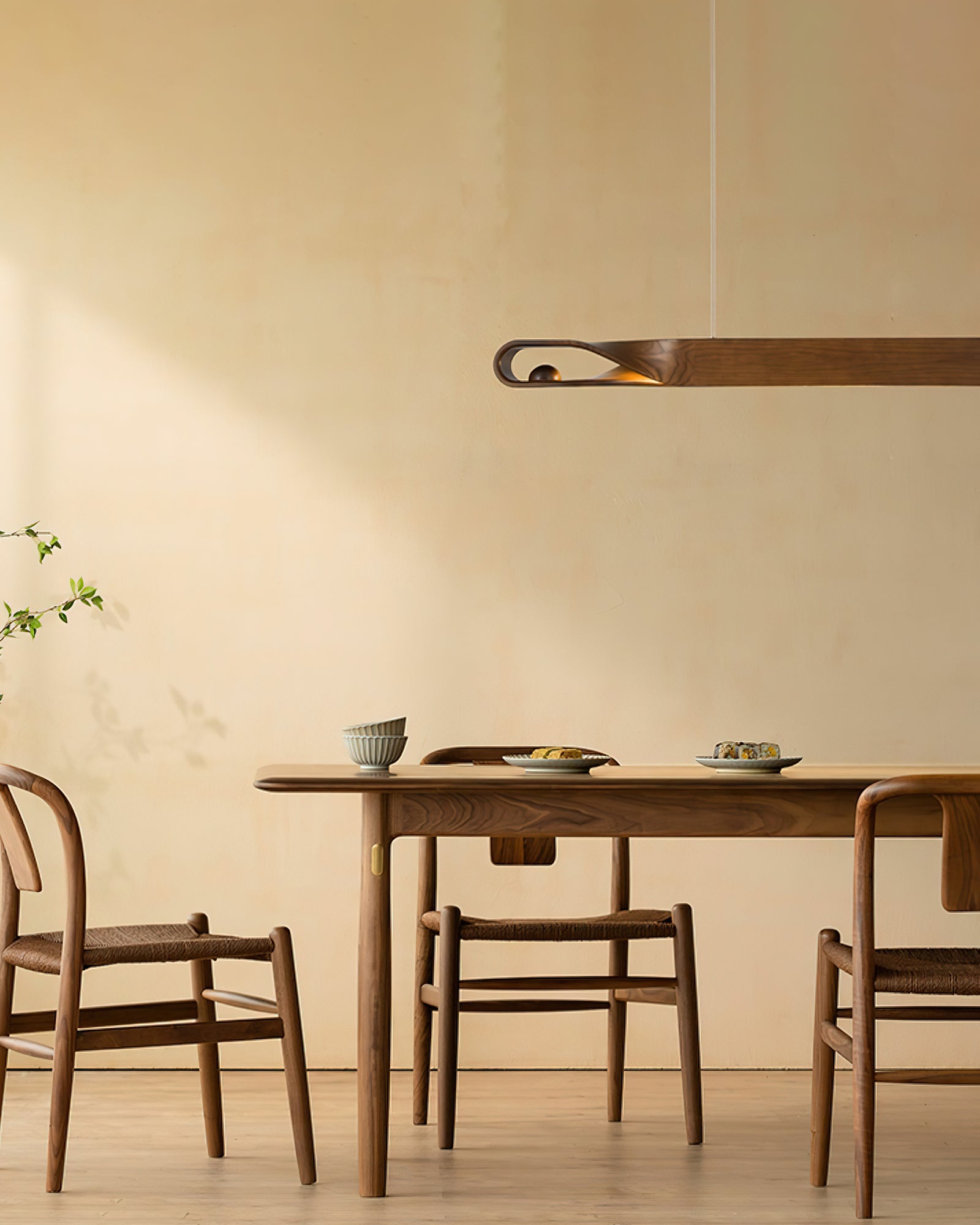 Lustra Pendelleuchte Holz Gekrümmt Minimalistisch-Letslighting