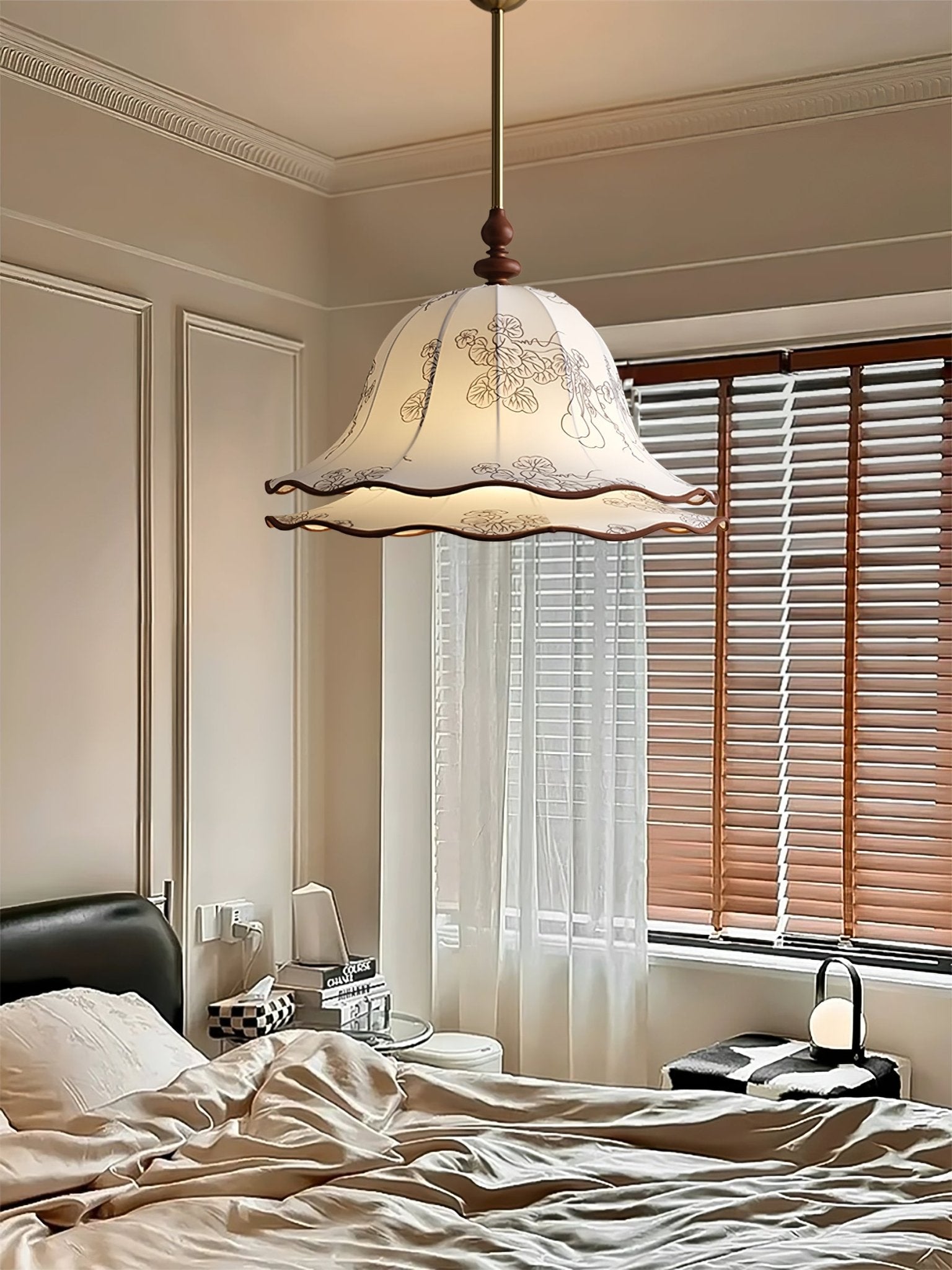 Ilsilis Traditionelle Eleganz Stoff Holz Pendelleuchte-Letslighting
