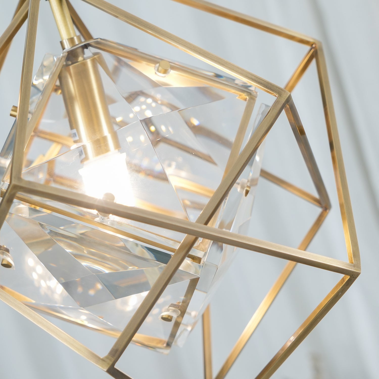Epic Pendant Light - Blowlighting