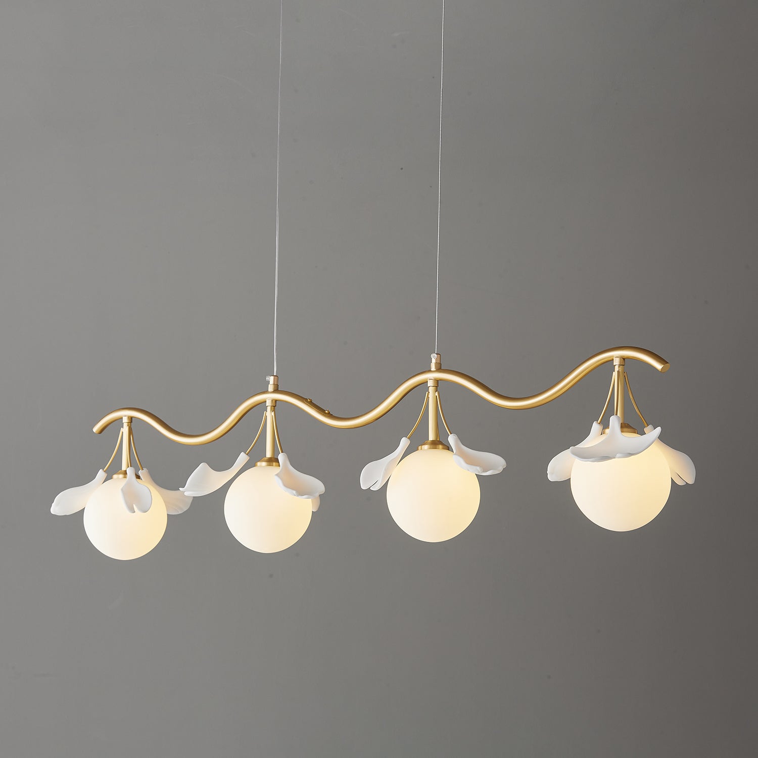 Olivia Keramik Gingko Blume Messing Kronleuchter-Letslighting