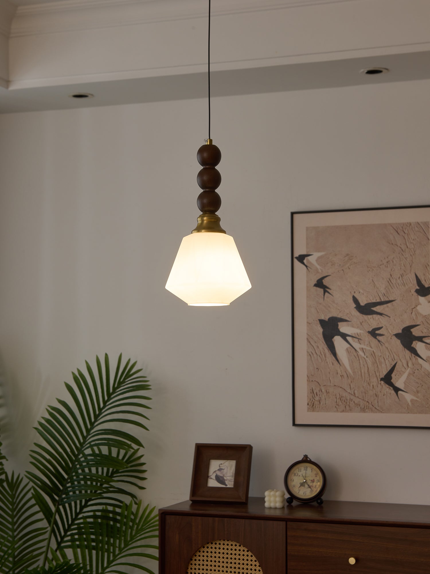 Evandra Pendant Light - Blowlighting
