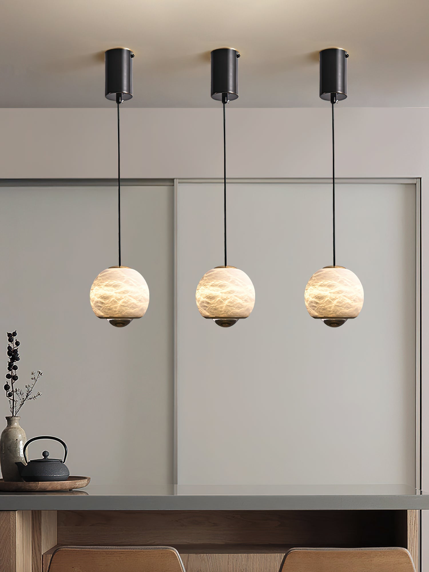 Zephaan Modern Minimalist Brass Alabaster Pendant Light - Letslighting