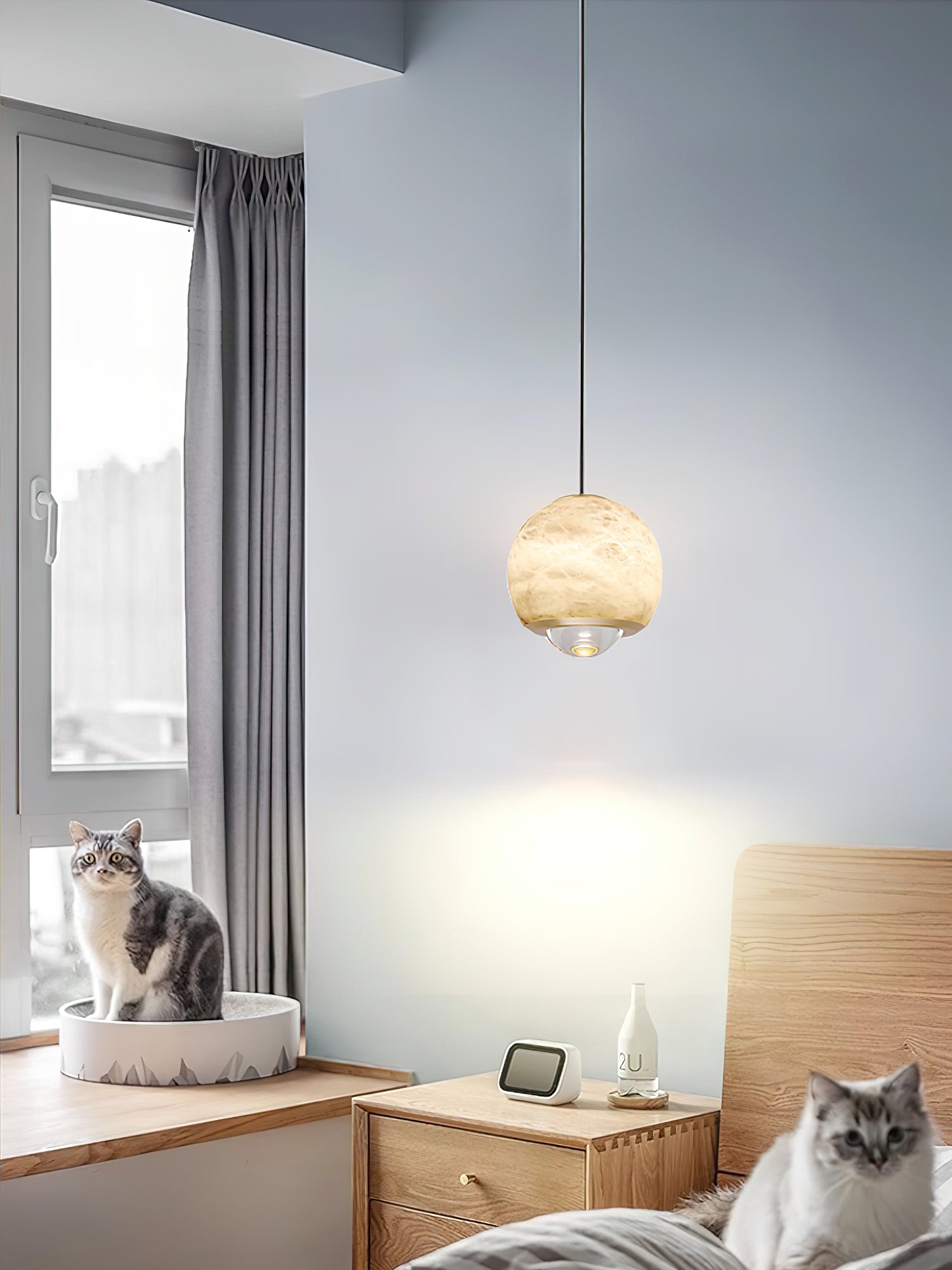Zephaan Modern Minimalist Brass Alabaster Pendant Light - Letslighting
