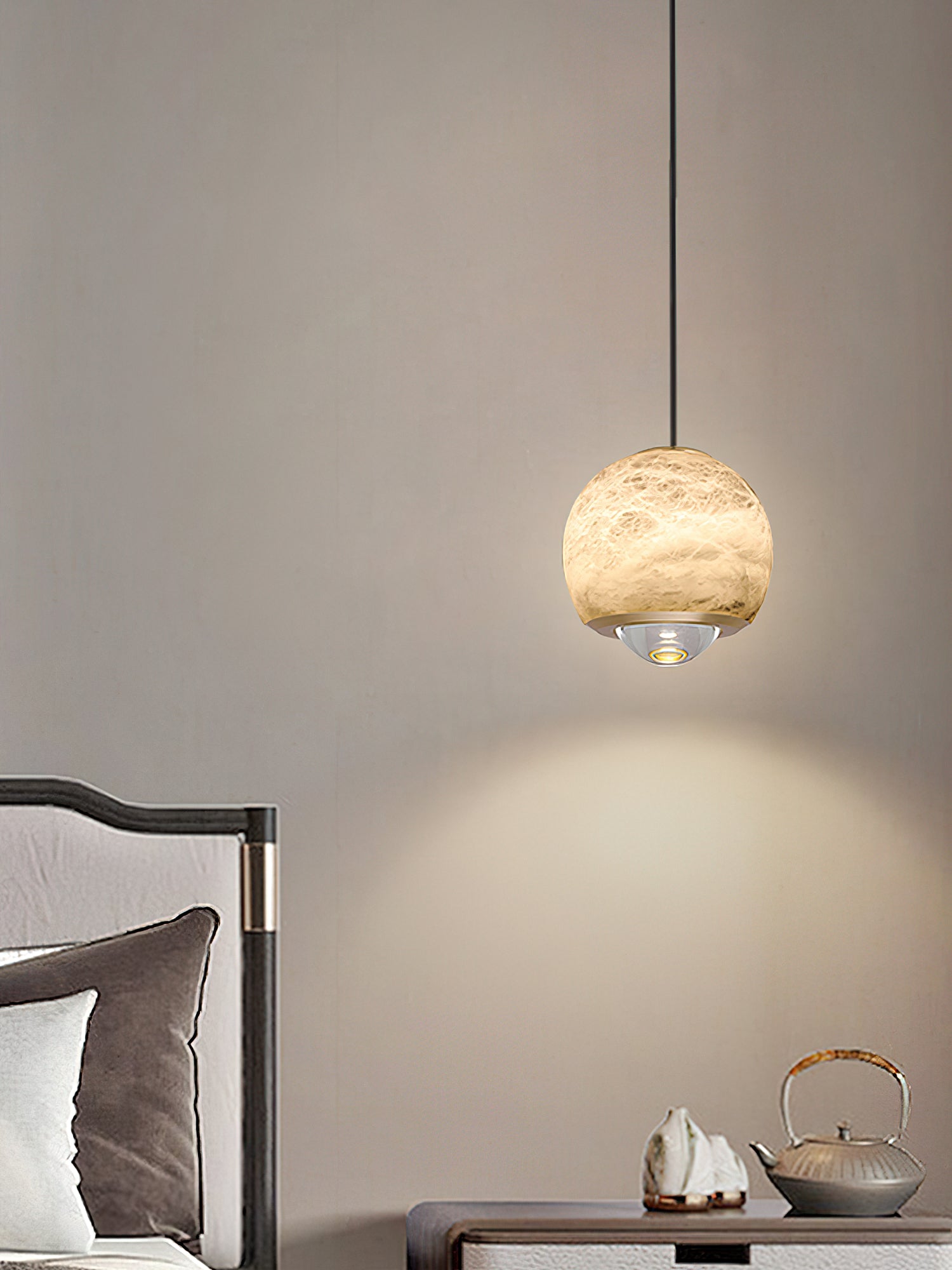 Zephaan Modern Minimalist Brass Alabaster Pendant Light - Letslighting