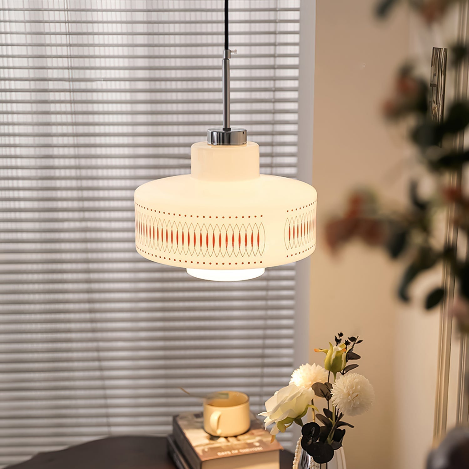 Roko Pendelleuchte im Mid-Century-Stil