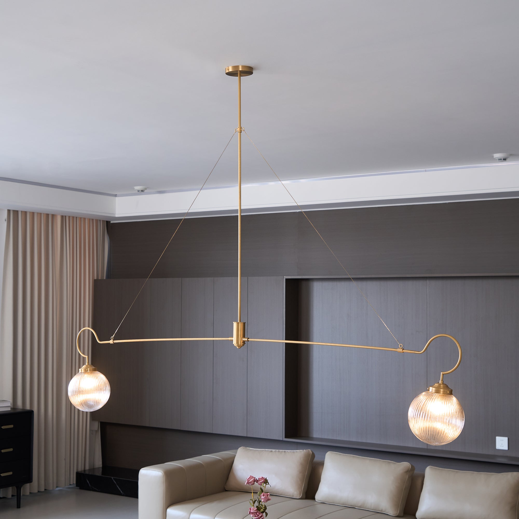 Vavenia Kronleuchter aus Messing und Glas-Letslighting