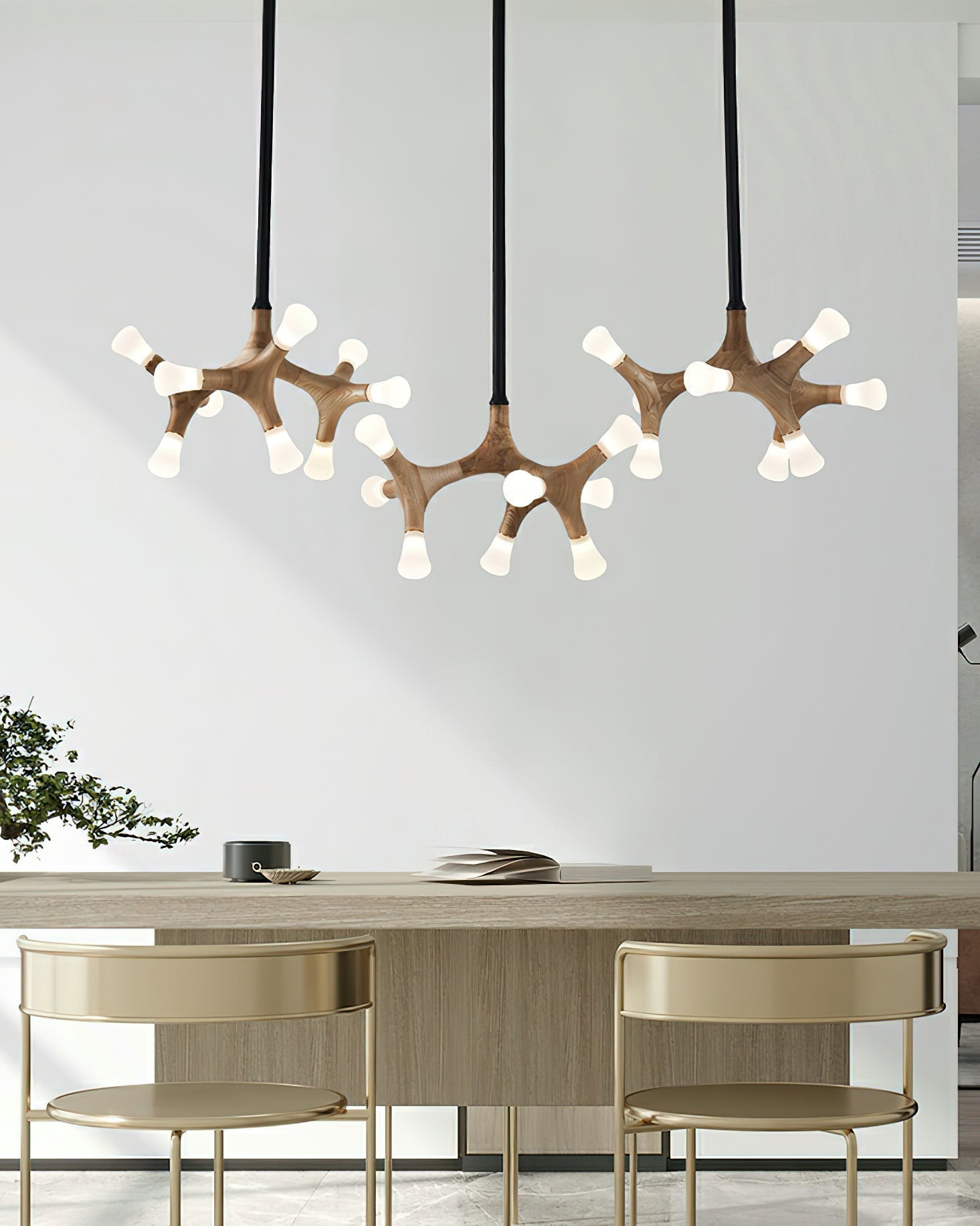 Mynorila Holz-Pendelleuchte im Ast-Design-Letslighting