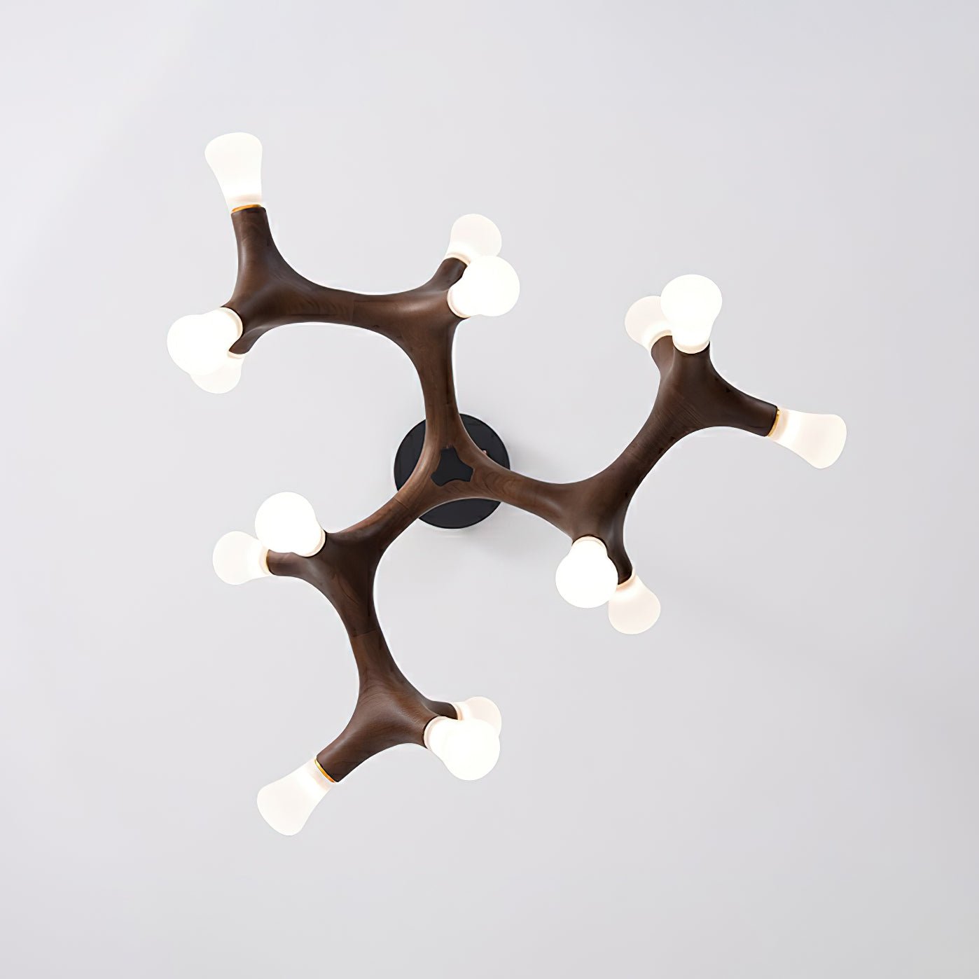 Mynorila Holz-Pendelleuchte im Ast-Design-Letslighting