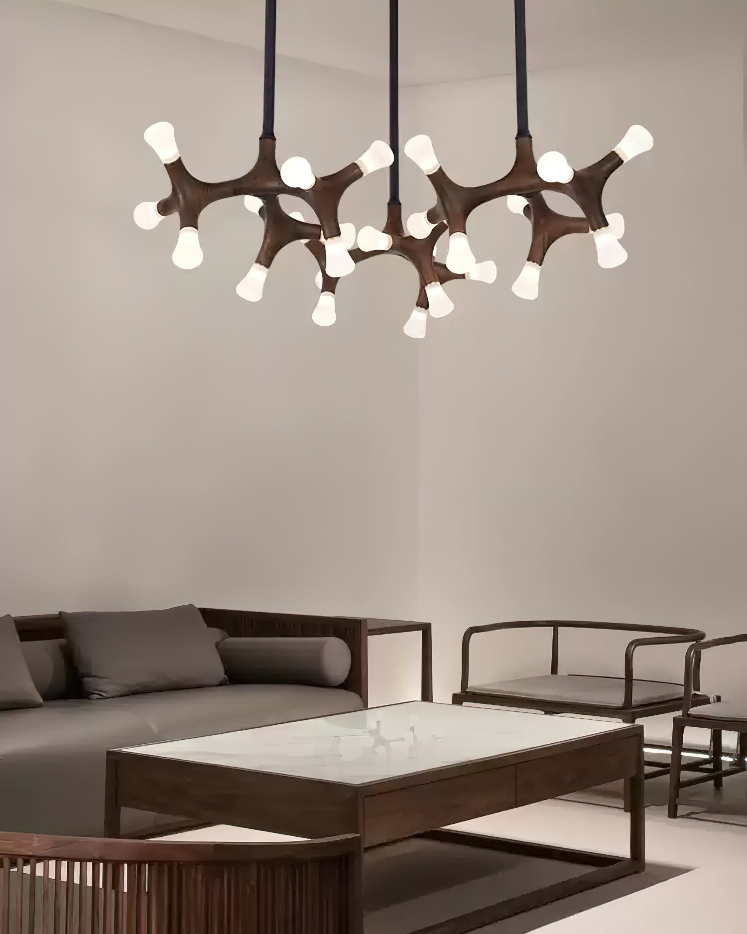 Mynorila Holz-Pendelleuchte im Ast-Design-Letslighting