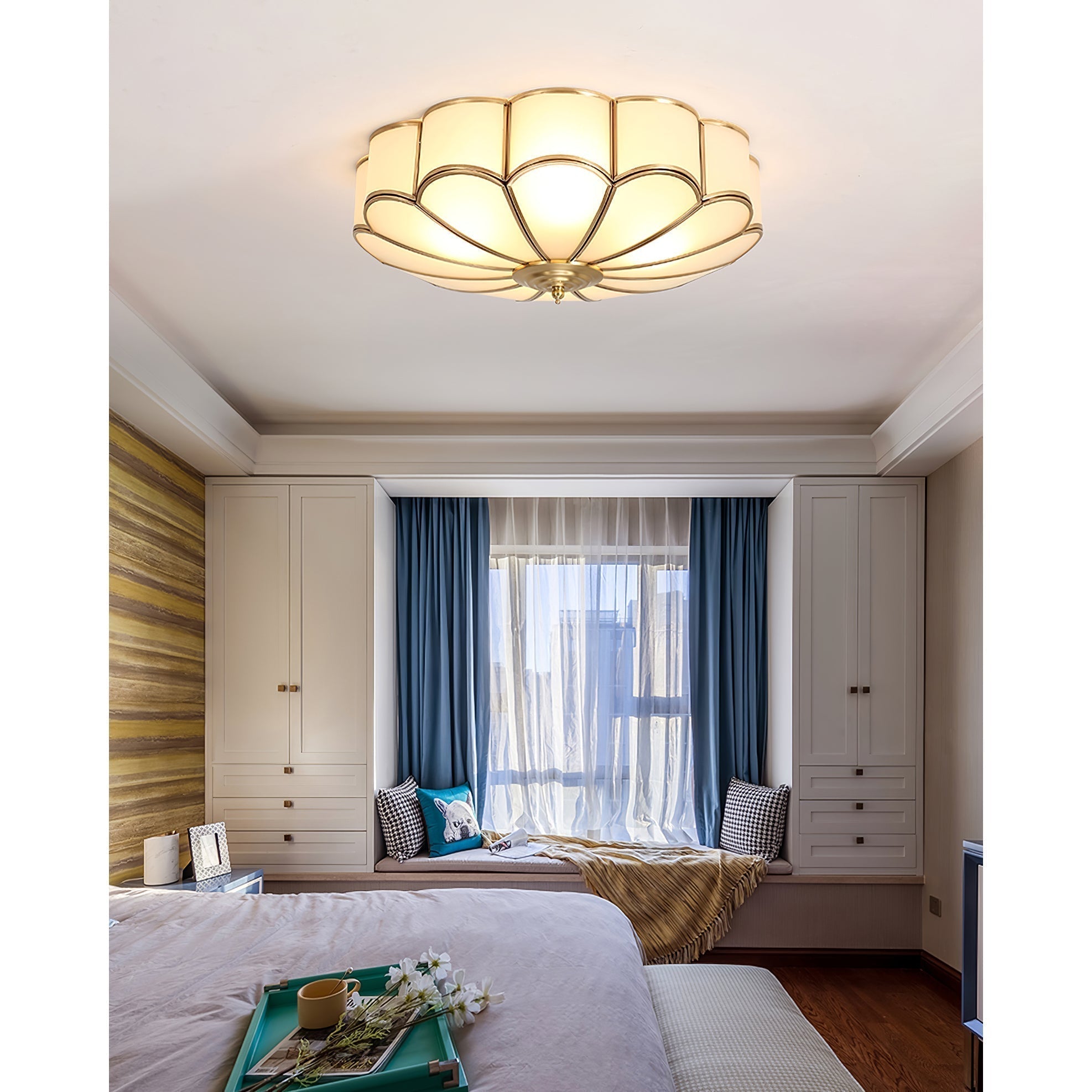 Viraean Deckenleuchte aus Messing und Glas in Blumenform-Letslighting