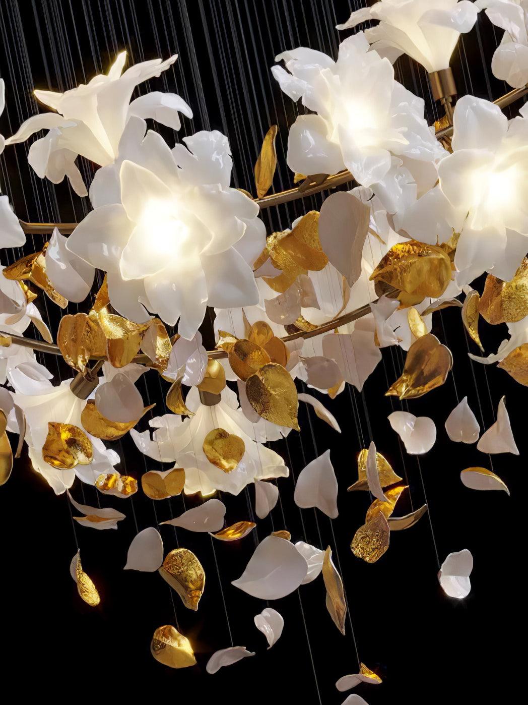 Araeos Fliegend Blüten Flatternd Messing Kronleuchter-Letslighting