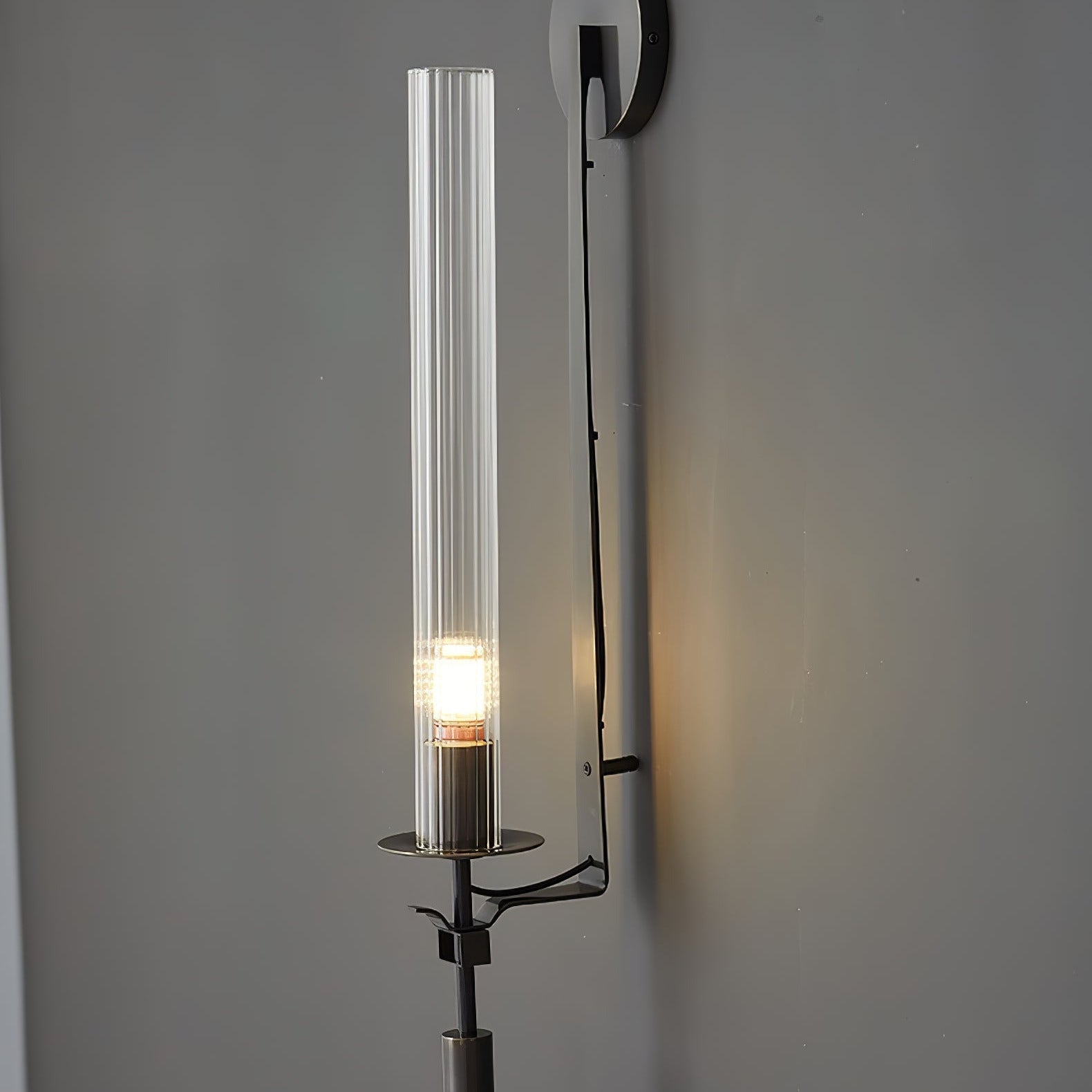 Lucian Wandleuchte für den Innenbereich aus Glas im Landhausstil