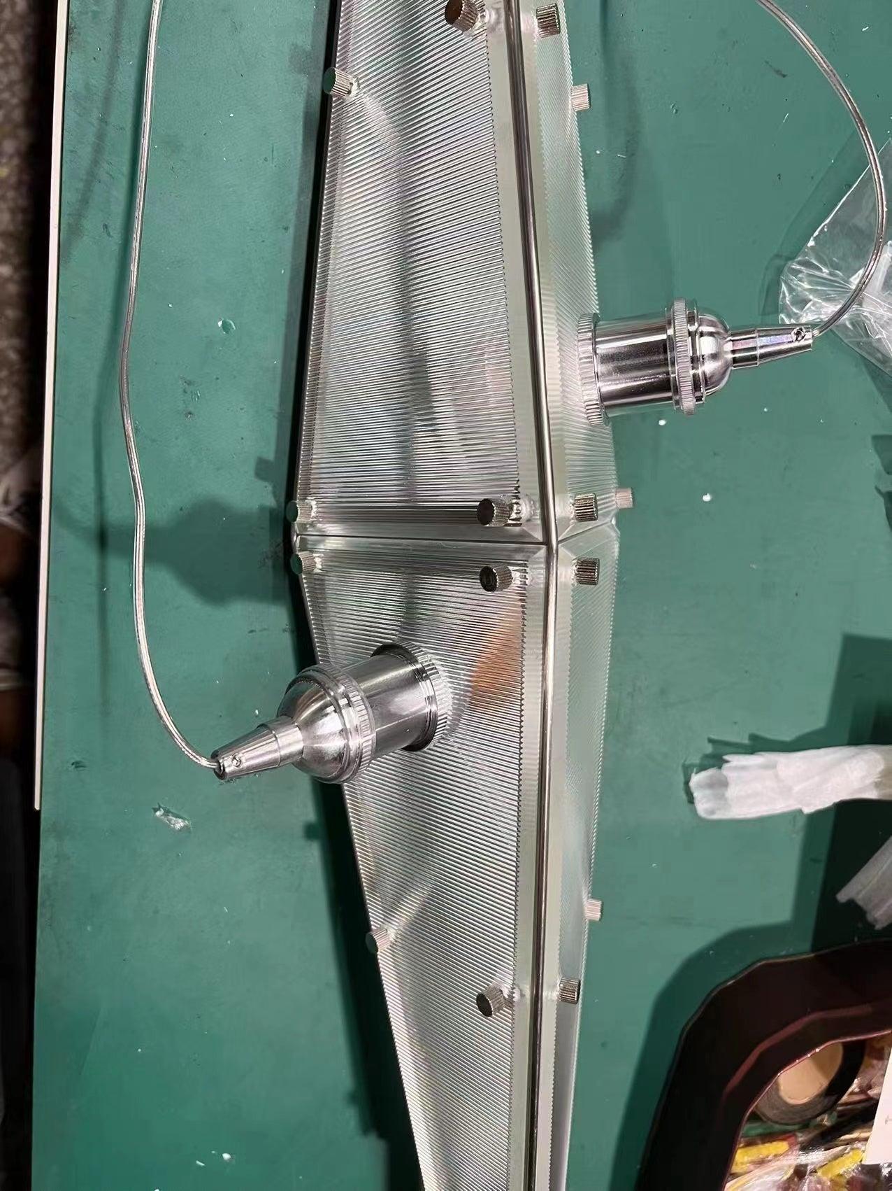 Adan Modern Minimalist Art Metal Pendant Lamp - Blowlighting