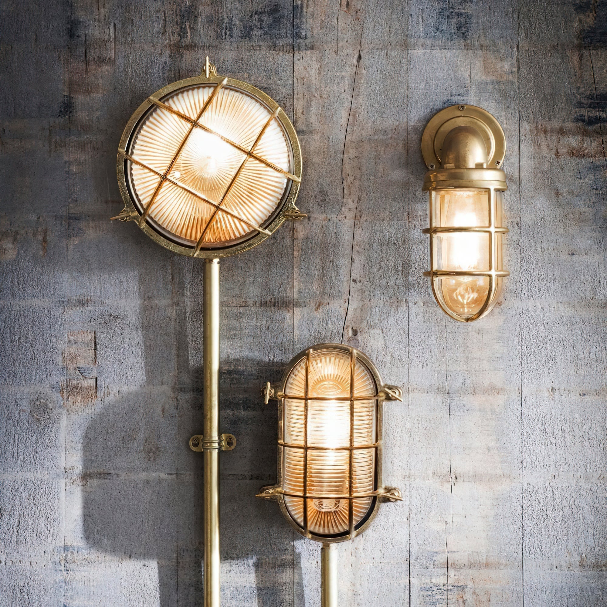 Erthearis Messing Vintage Bunker Wandleuchte-Letslighting