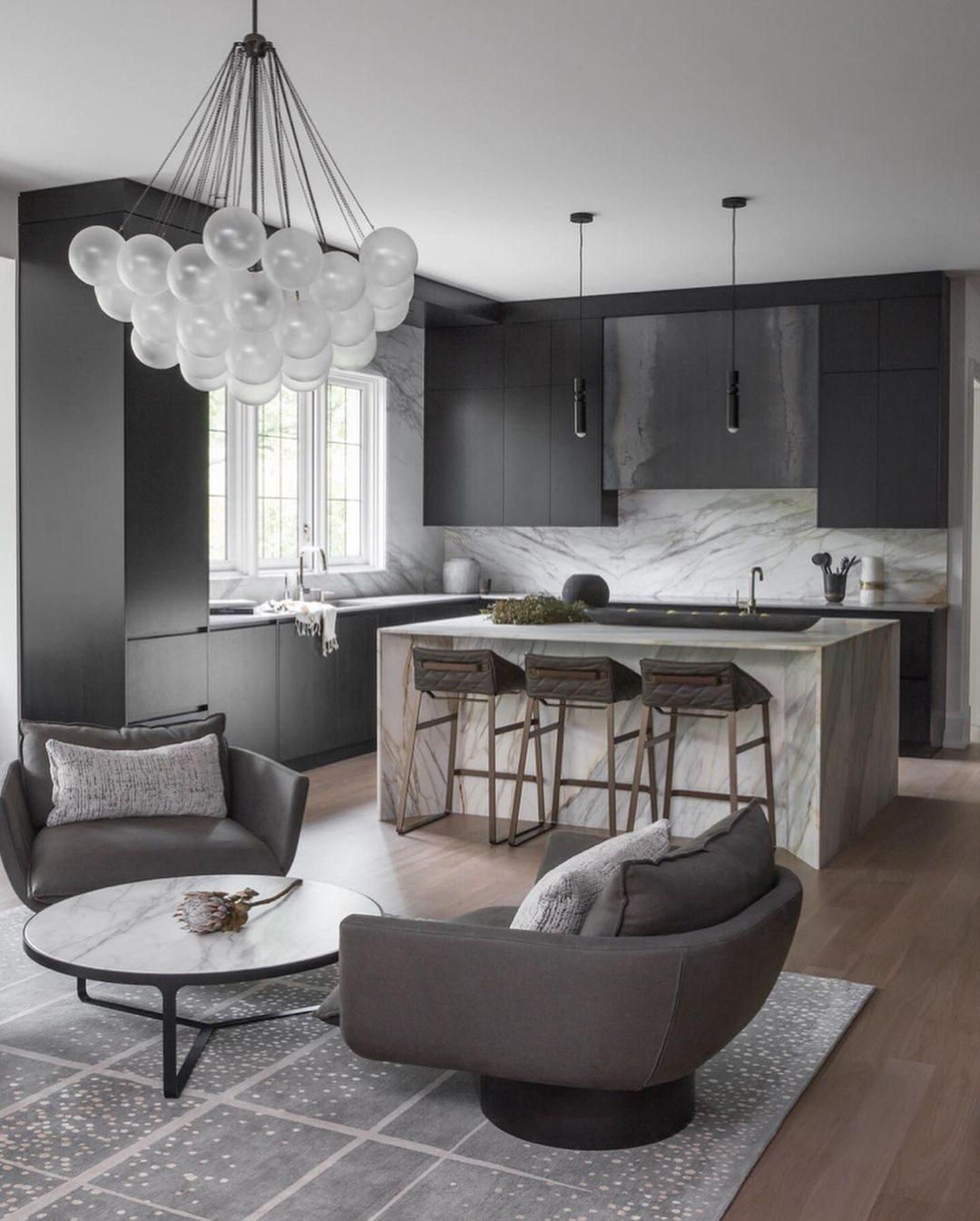 Fulcrum Pendant Light - Blowlighting