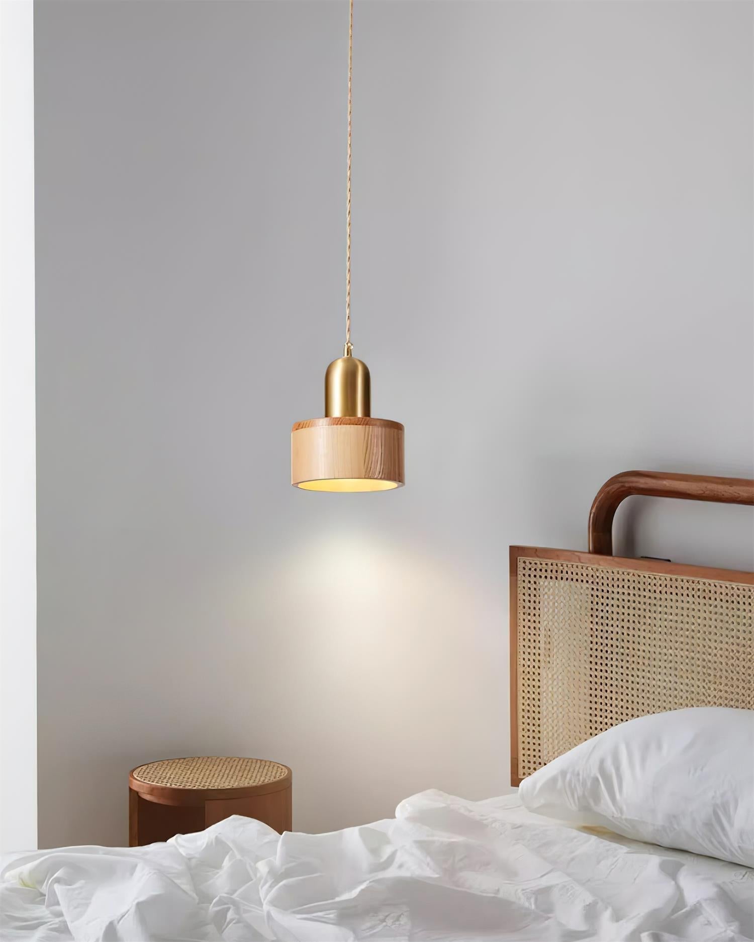 Tatum Minimalistische Pendelleuchte aus Holz und Messing-Letslighting