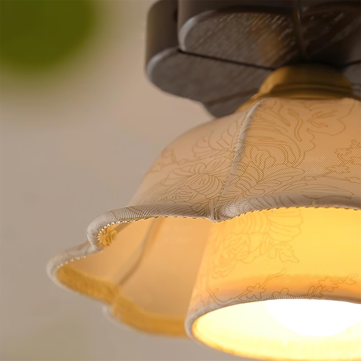Piper Vintage Deckenleuchte mit Baldachin aus Holz-Letslighting