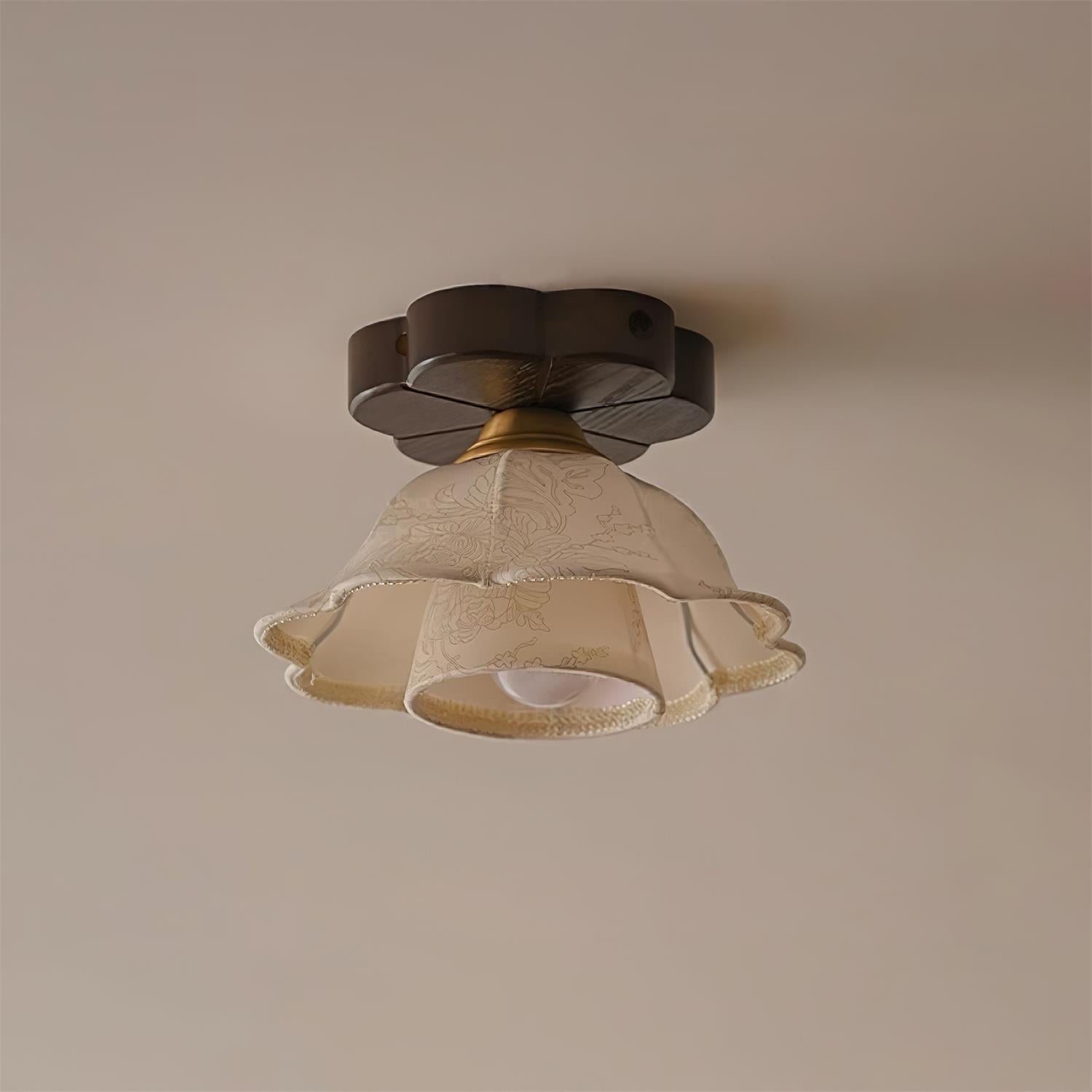Piper Vintage Deckenleuchte mit Baldachin aus Holz-Letslighting