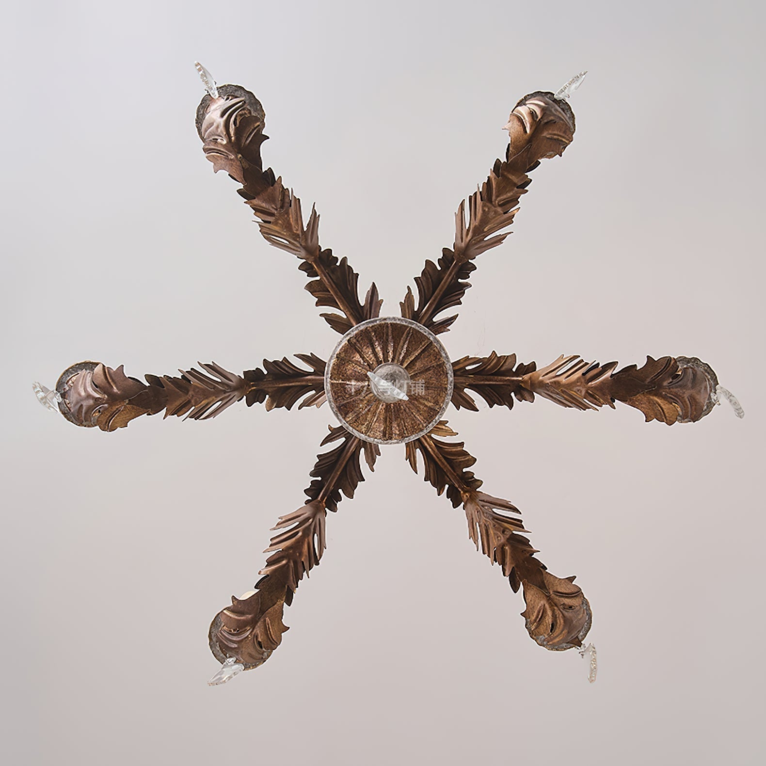 Ivinila Industrieller Vintage Kronleuchter aus Holz und Kristall-Letslighting