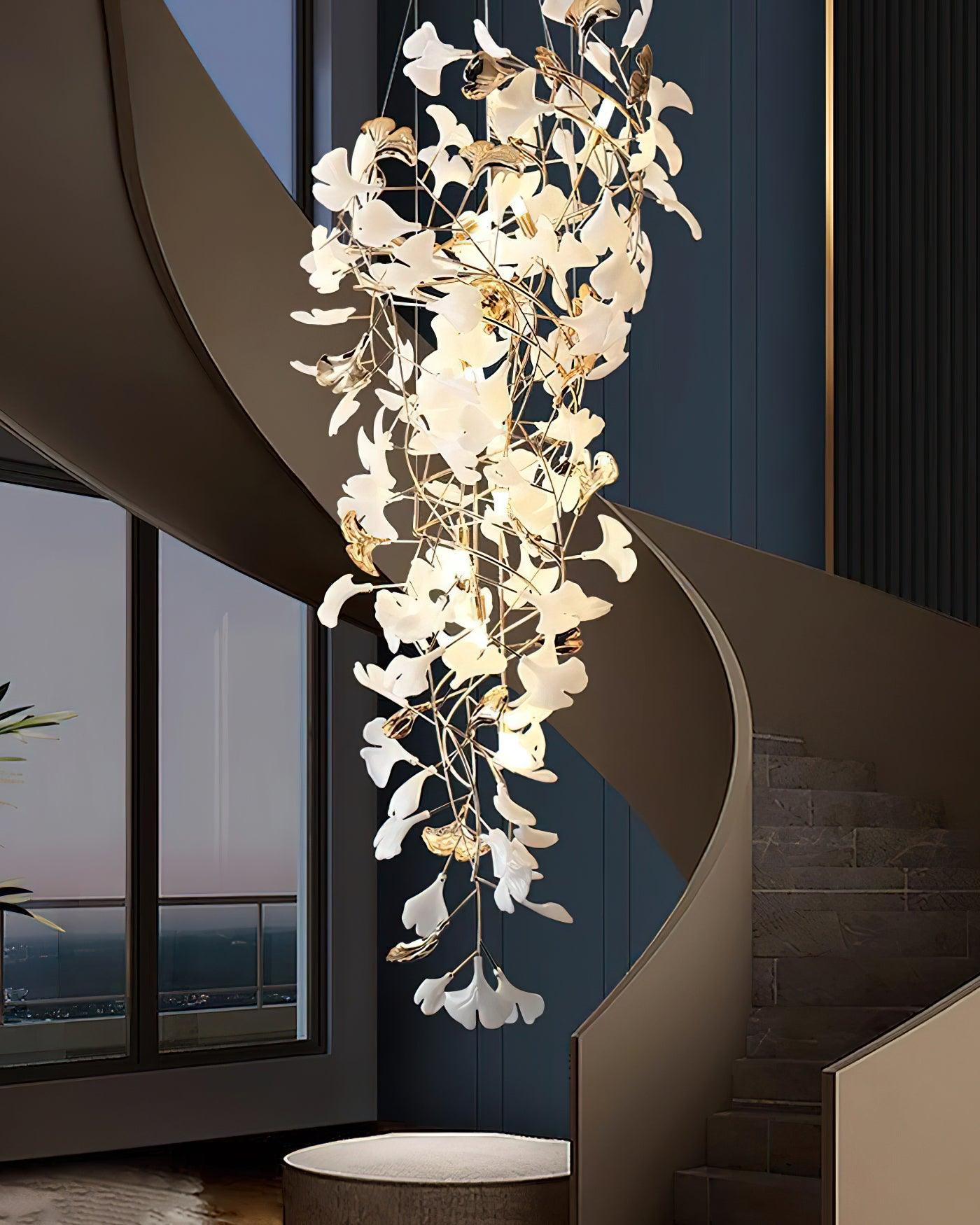 Olivia Kaskaden-Kronleuchter aus Keramik mit Gingko-Motiv-Letslighting