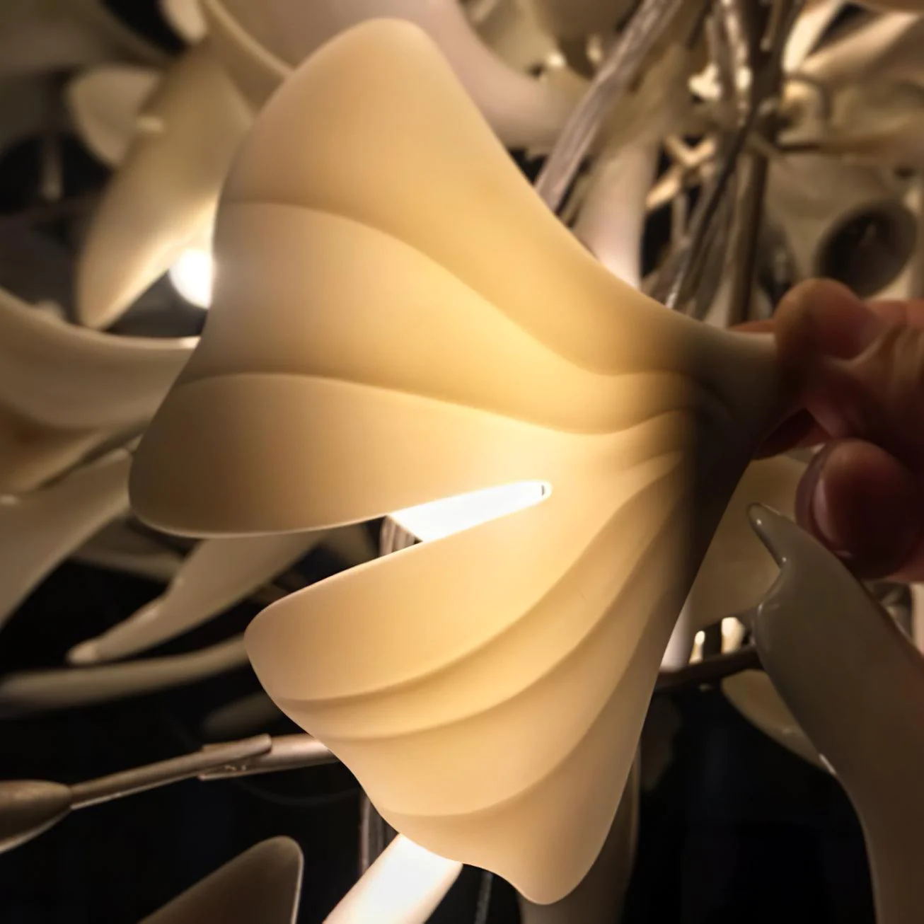 Olivia Keramik Gingko Blatt Kronleuchter-Letslighting