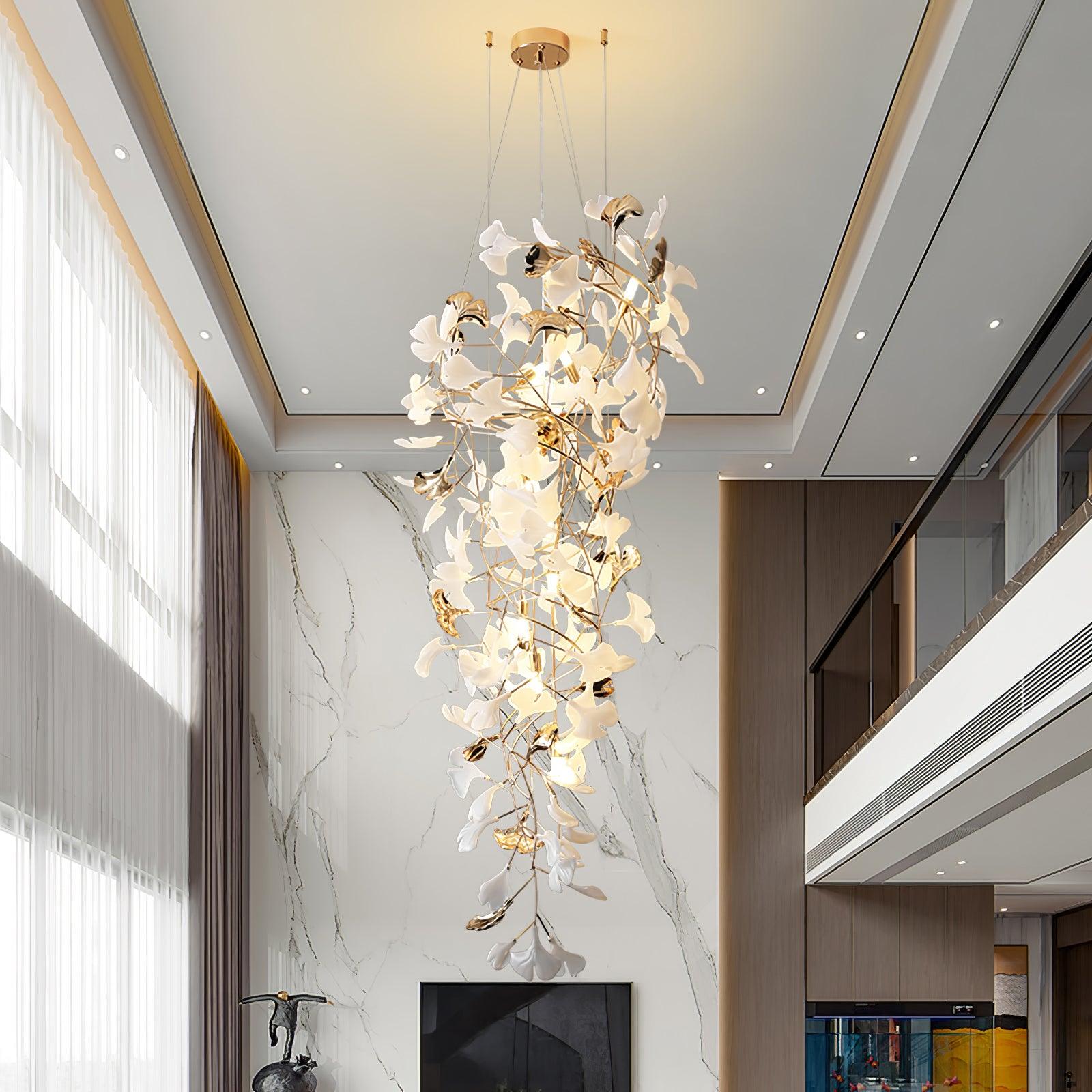 Olivia Kaskaden-Kronleuchter aus Keramik mit Gingko-Motiv-Letslighting