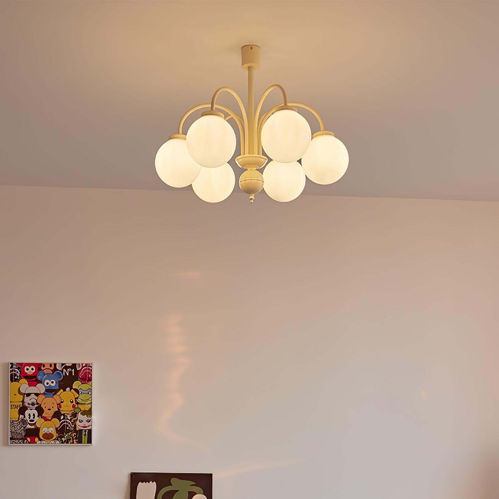Lustra Kronleuchter Creme Glaskugeln-Letslighting