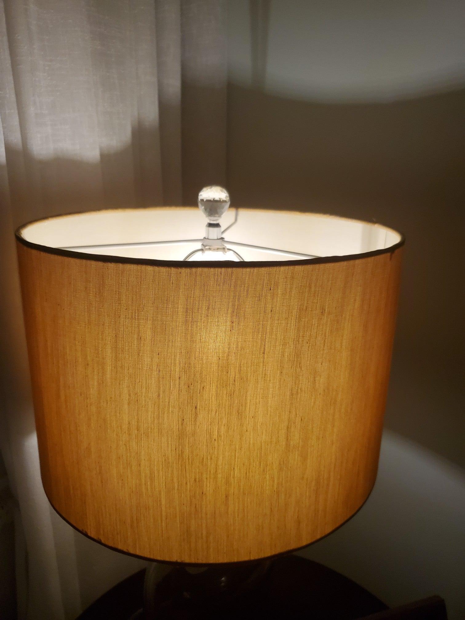 Otheain Tischlampe aus Kristallstoff-Letslighting