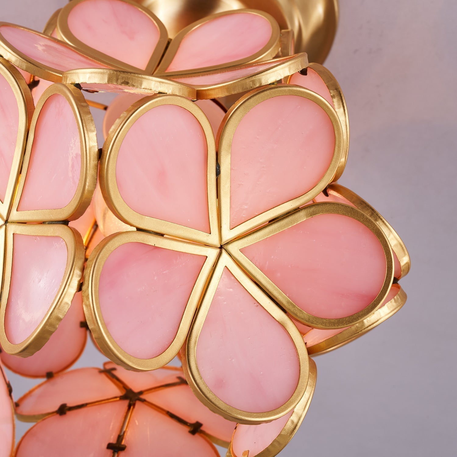 Ullaeiel Postmoderne Luxus-Deckenleuchte Bloom aus goldenem Glas-Letslighting
