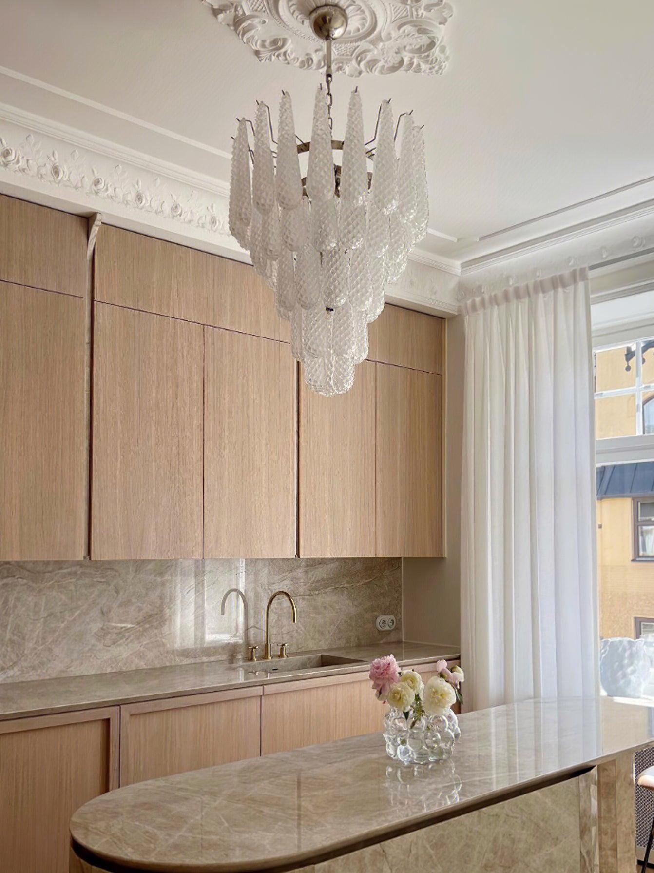 Zemaryra Murano Glass Chandelier - Neutralighting