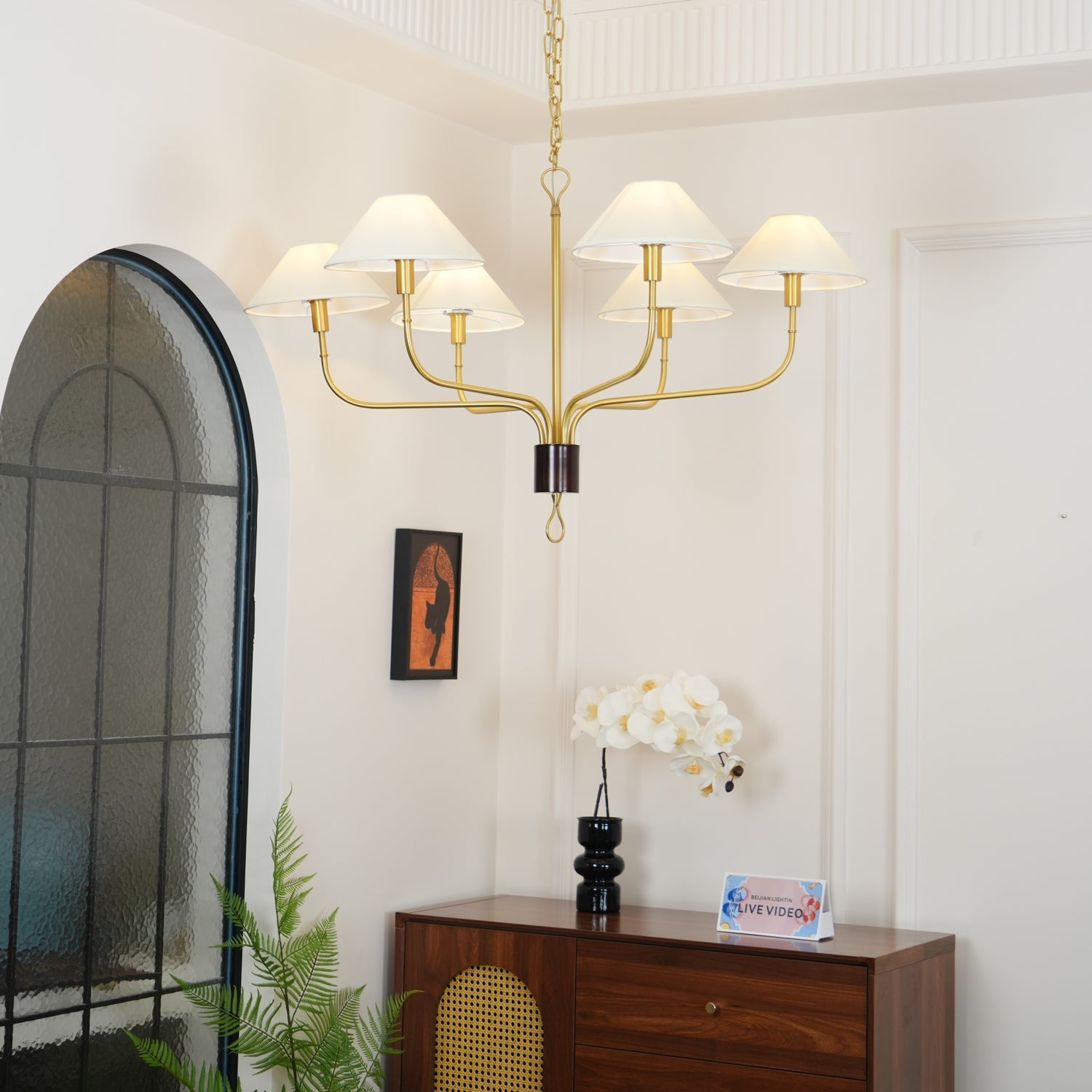 Elizabeth Staggered Tail Chandelier