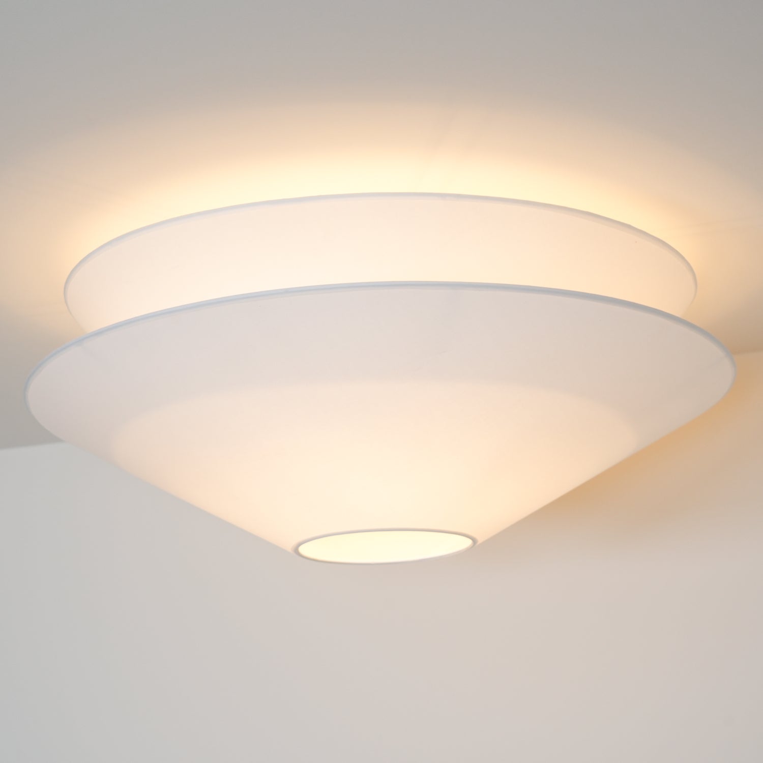 Gull Flushmount Ceiling Light - Blowlighting