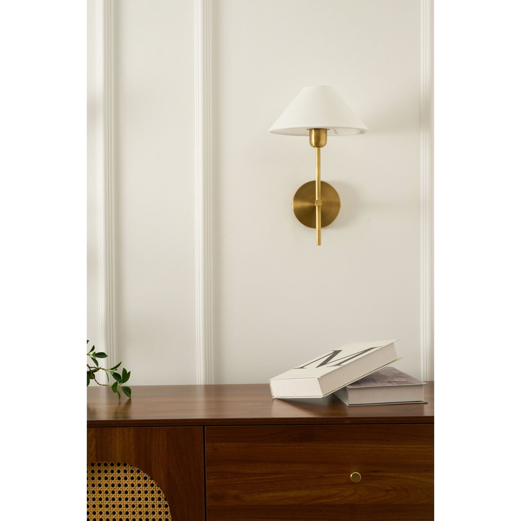 Zosilara Vintage Wandleuchte aus Messing mit Stoffbezug-Letslighting
