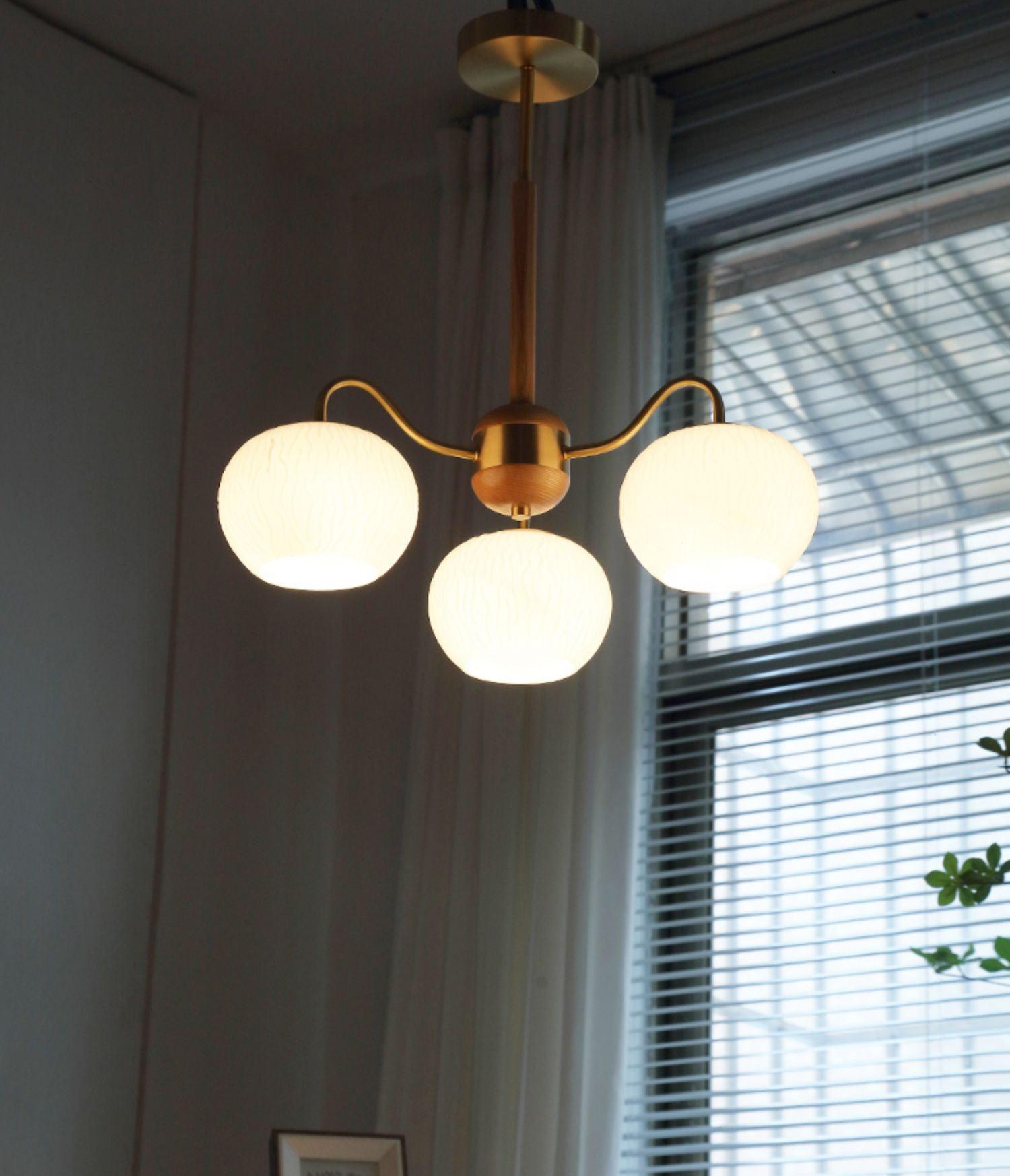 Elyra Eleganter Holz-Kronleuchter-Letslighting