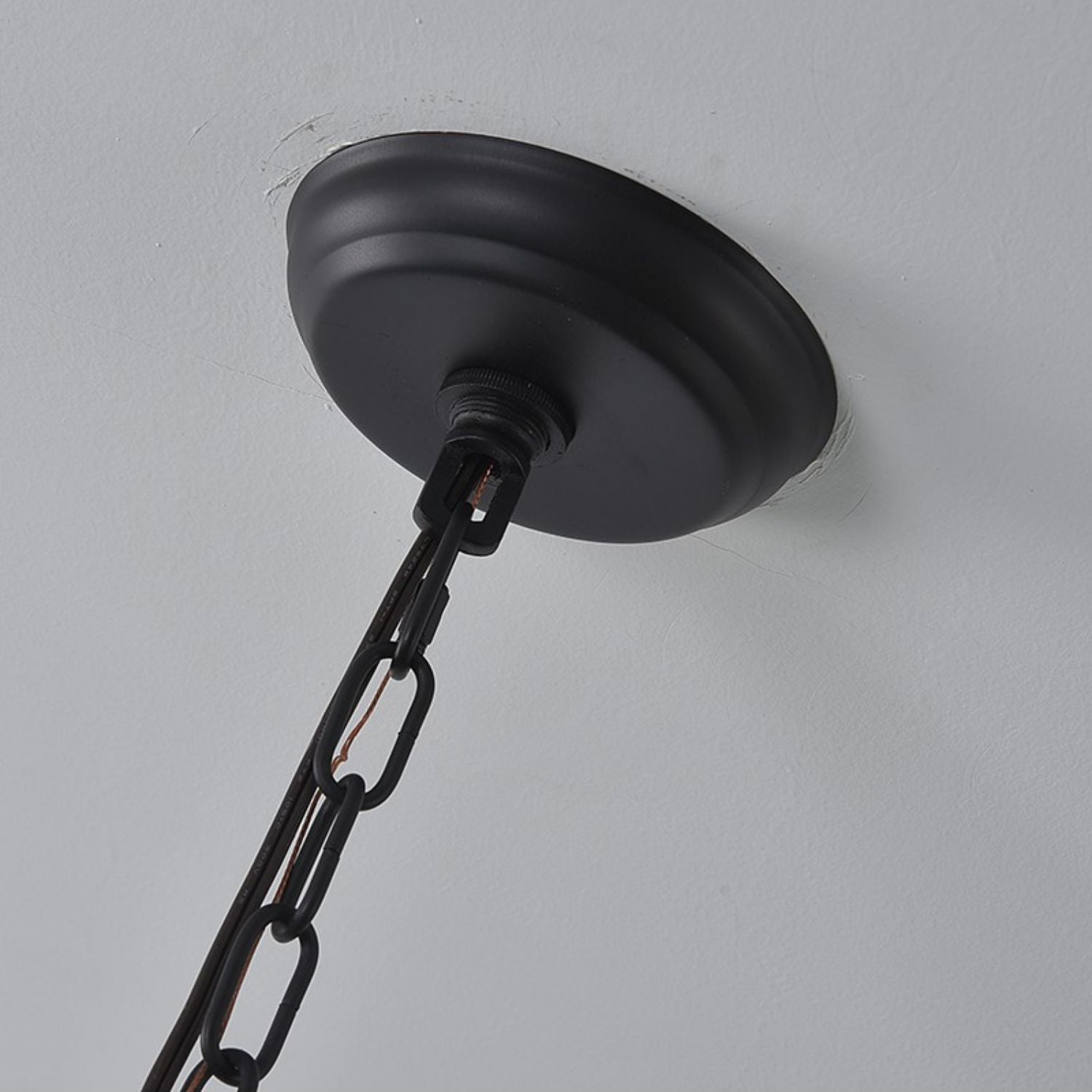 Ephaos Industrieller Vintage Kronleuchter aus Holz-Letslighting
