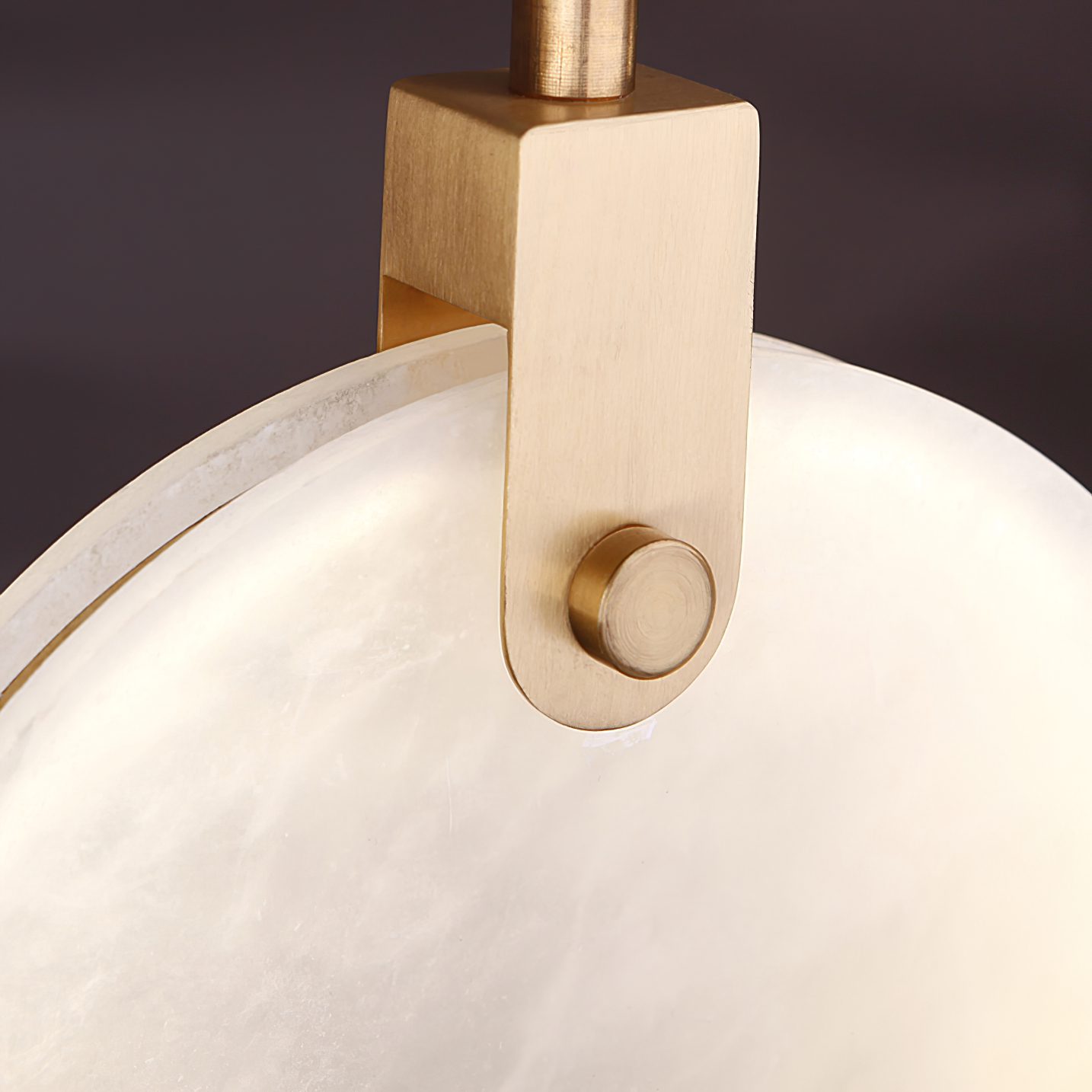 Codoros Alabaster Pendant Light - Neutralighting