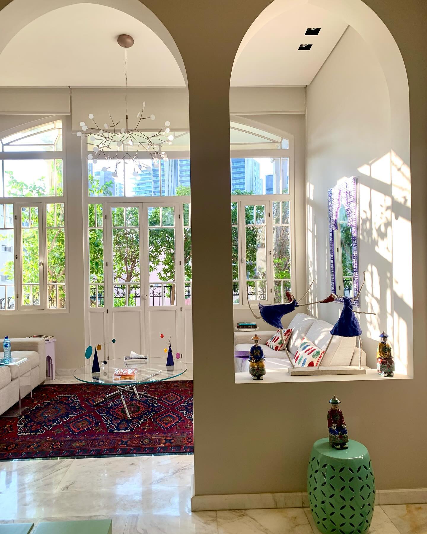 Allirus Postmodern Luxury Metal Acrylic Chandelier - Letslighting