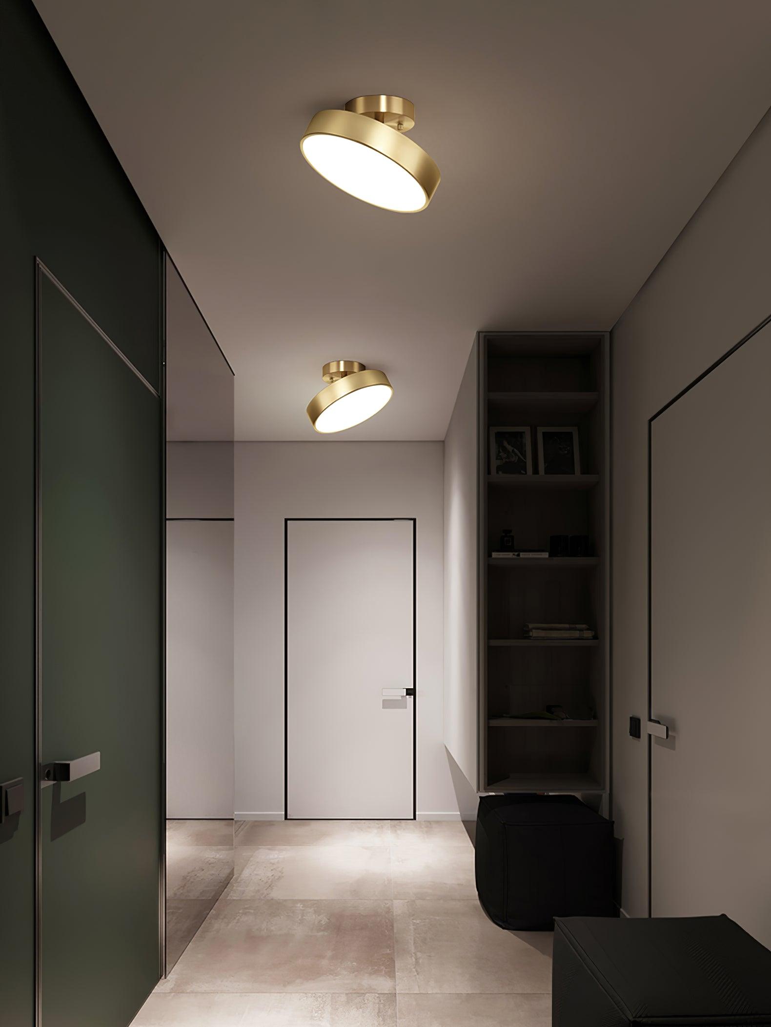 Hero Rotating Ceiling Lamp - Blowlighting