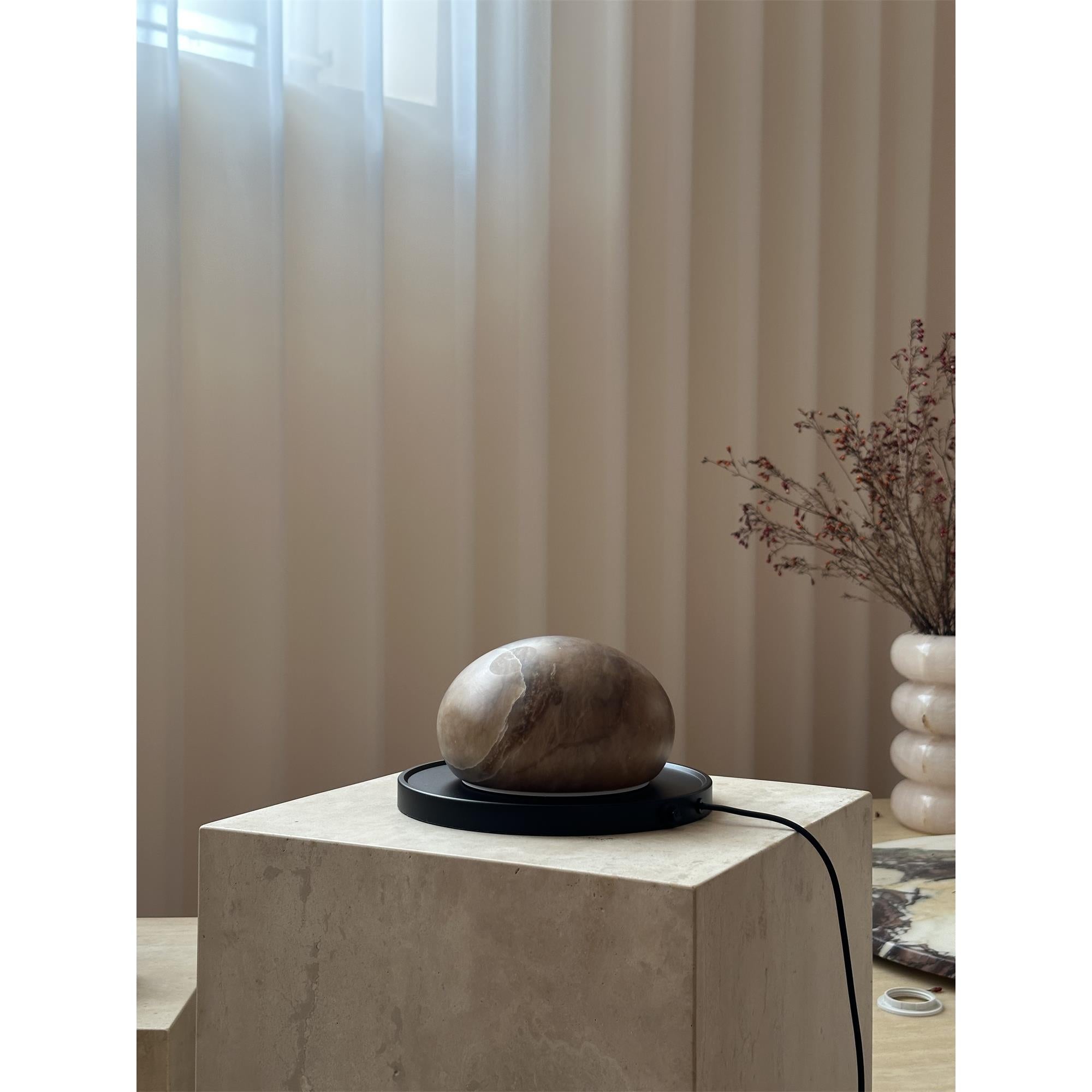 Bolita Alabaster Table Lamp - Letslighting