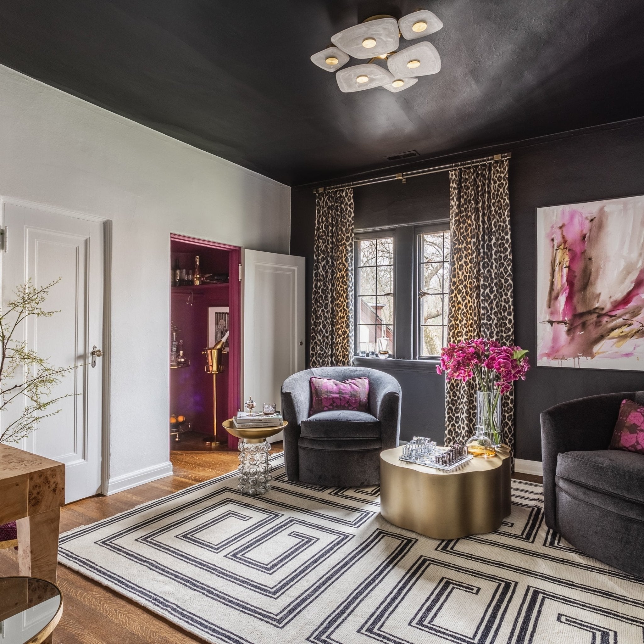 Ilsilyra Petal Shaped Glass Ceiling Light - Neutralighting