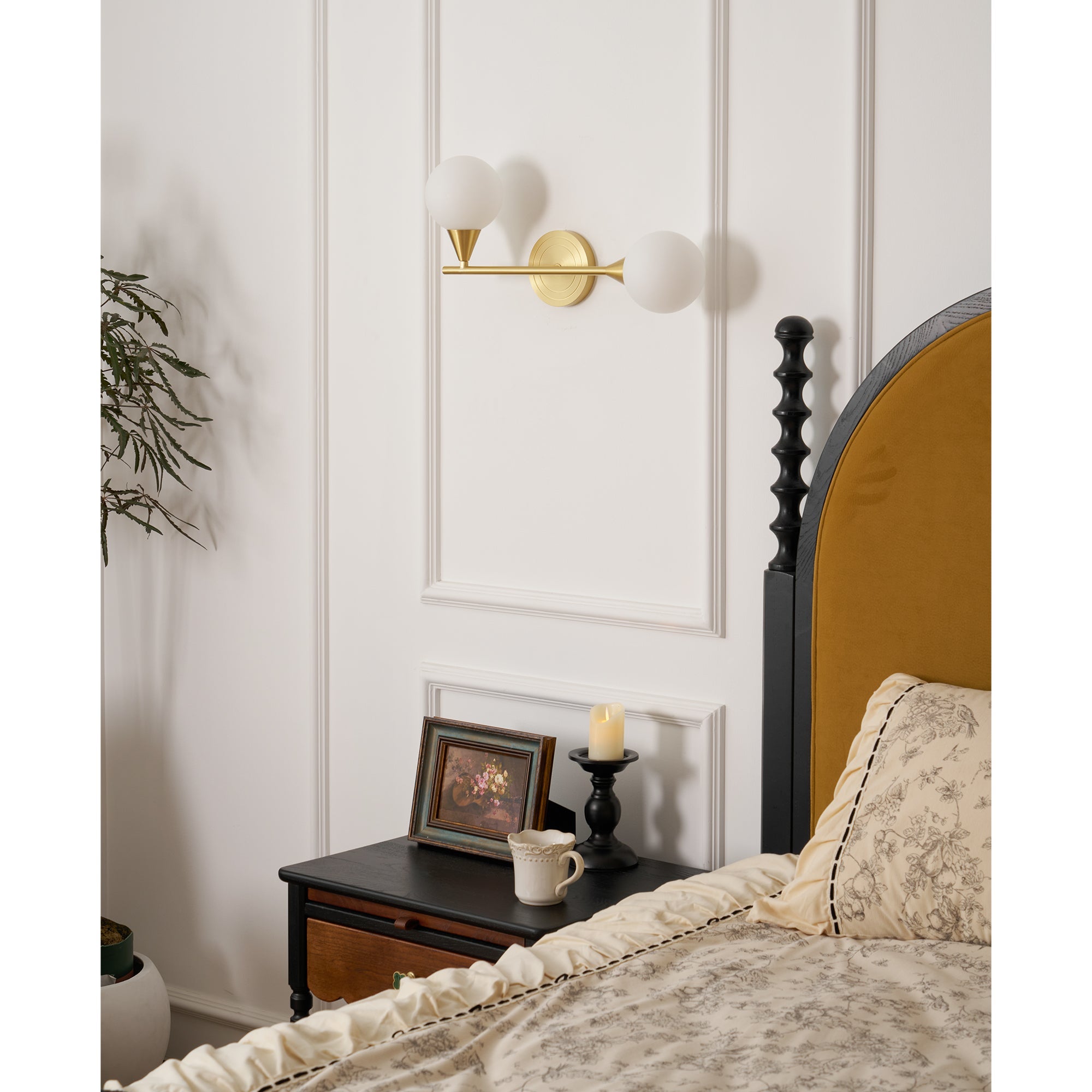 Holten Verstellbare Messing-Glas Wandleuchte-Letslighting