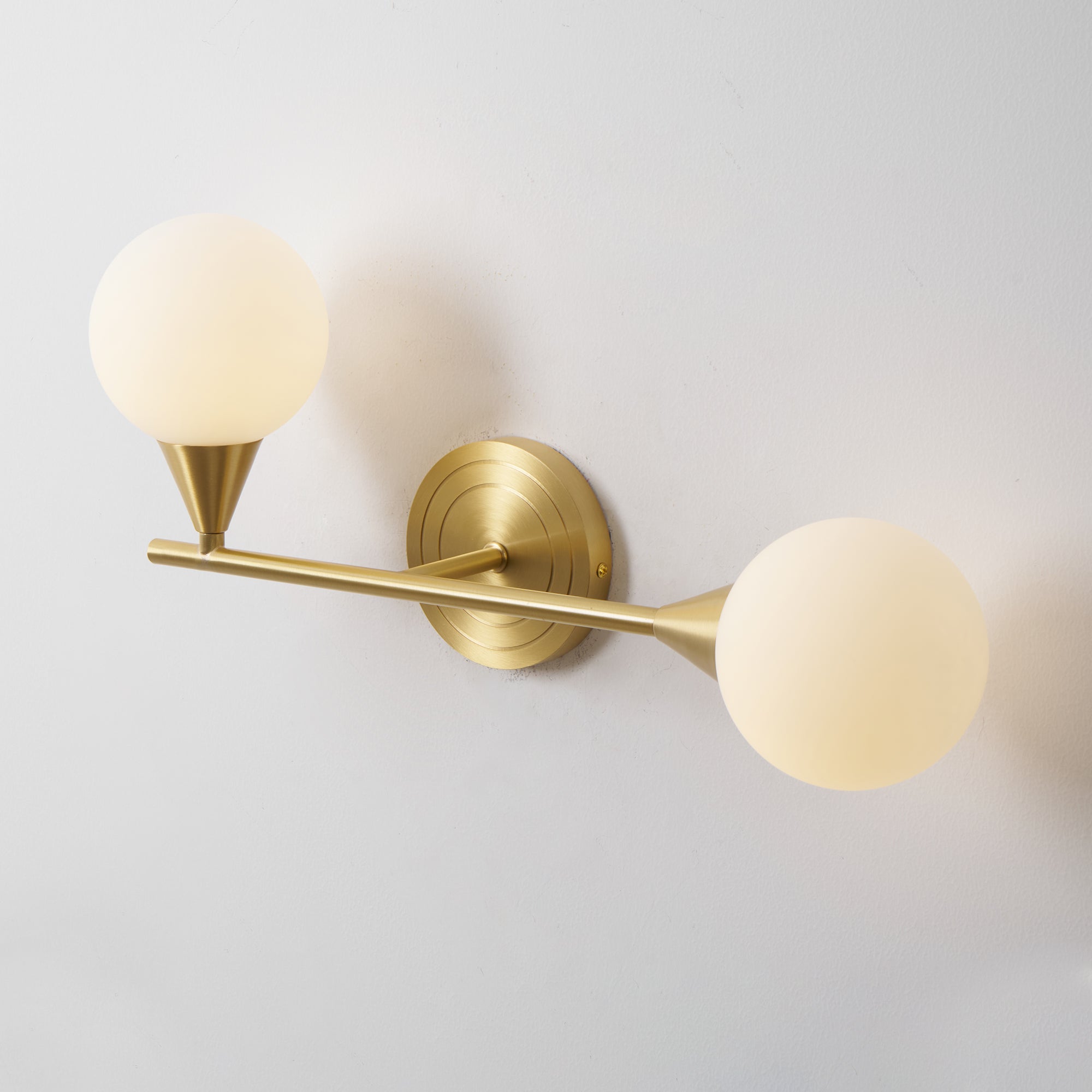 Holten Verstellbare Messing-Glas Wandleuchte-Letslighting