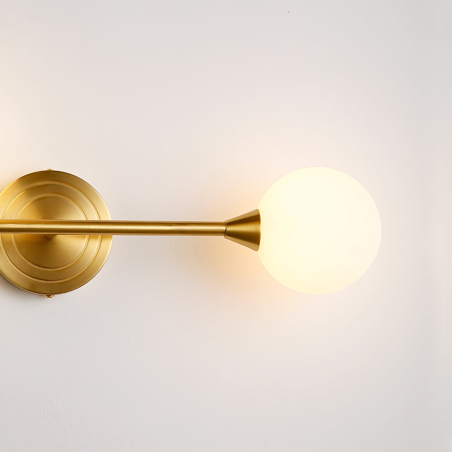 Holten Verstellbare Messing-Glas Wandleuchte-Letslighting