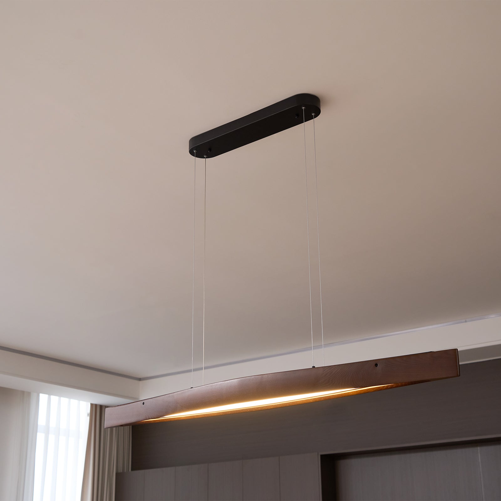 Horizon Linear Wood Pendant Lamp - Blowlighting