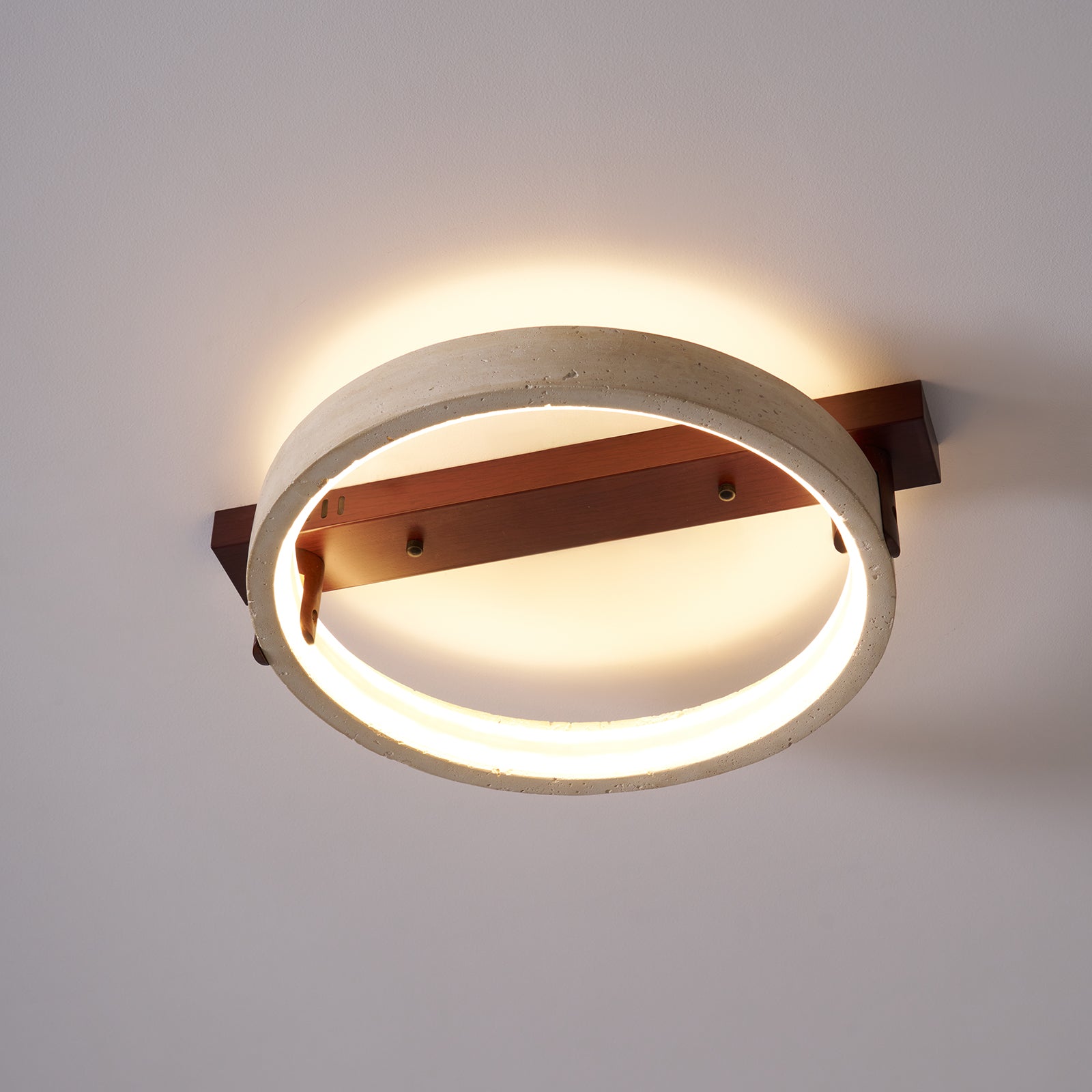 Ivlaeyra Ringed Travertine Wall Light - Neutralighting