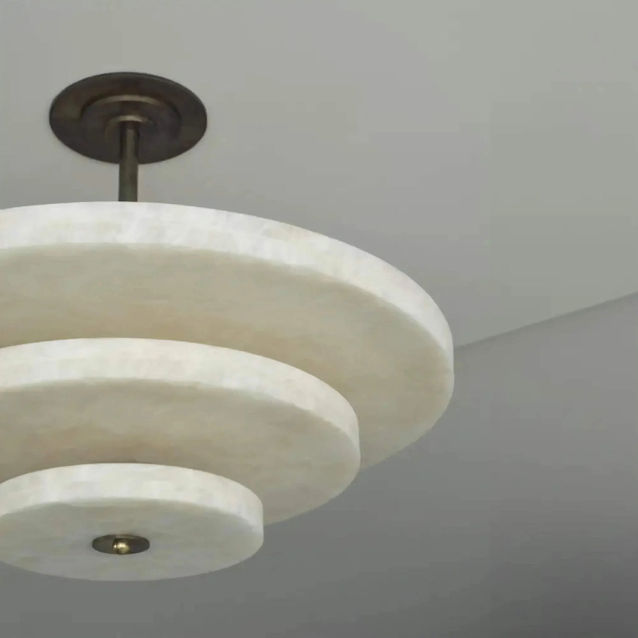 Liora Minimalist Alabaster Pendant Light Chandelier - Neutralighting