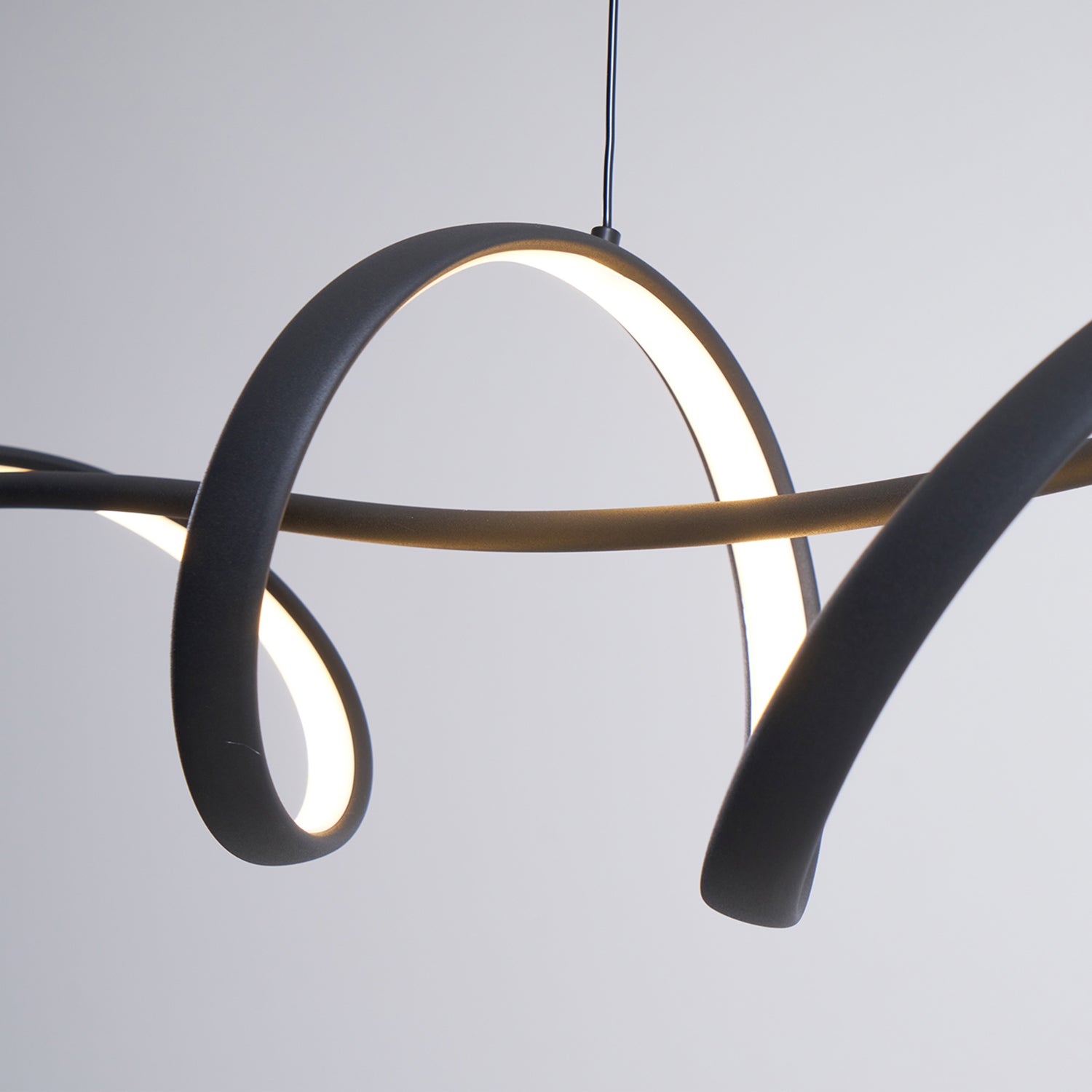 Aveline Moderne Schwarze LED Wellen-Pendelleuchte-Letslighting