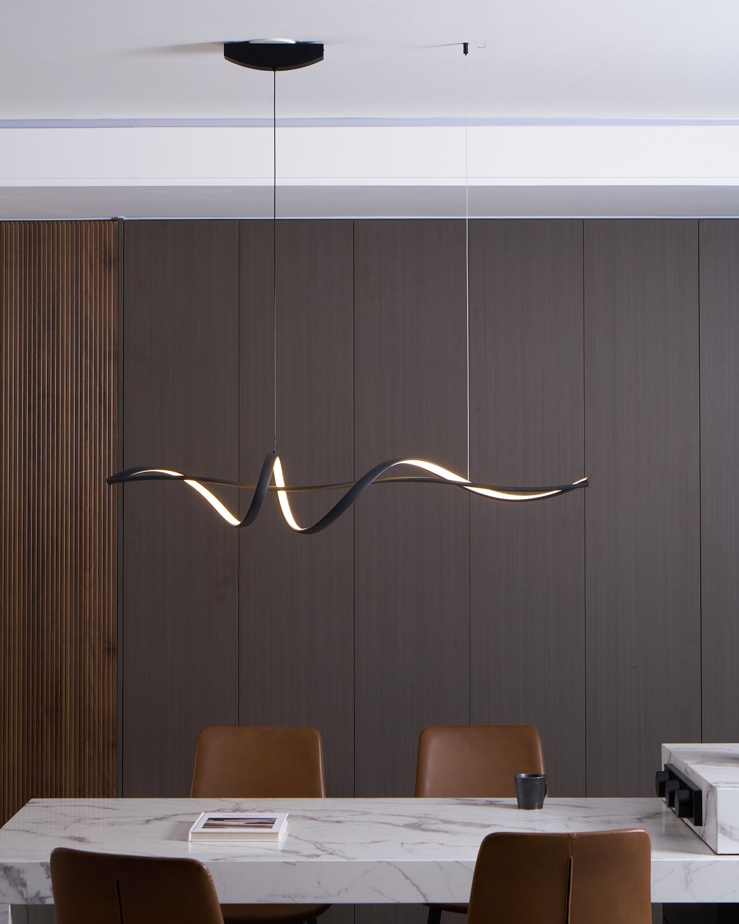 Aveline Moderne Schwarze LED Wellen-Pendelleuchte-Letslighting