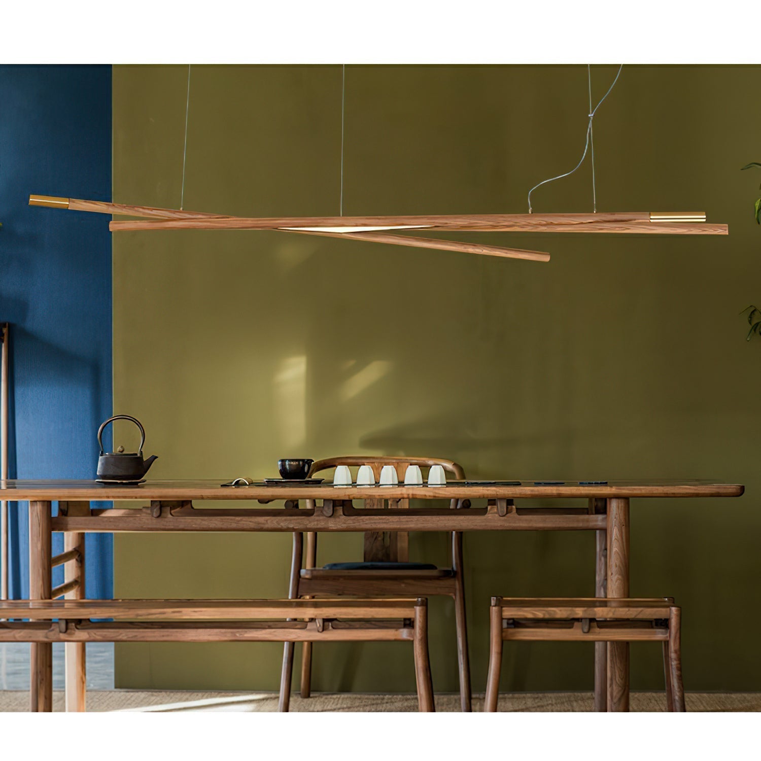 Aurora Kronleuchter Holz Linear LED-Letslighting
