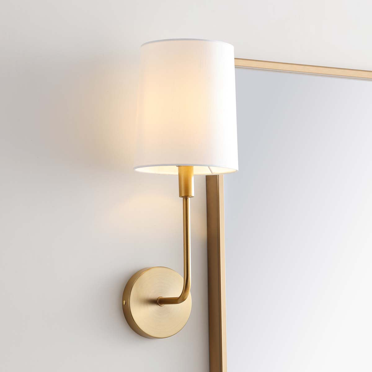 Orvynia Moderne Wandleuchte aus Messinggewebe-Letslighting
